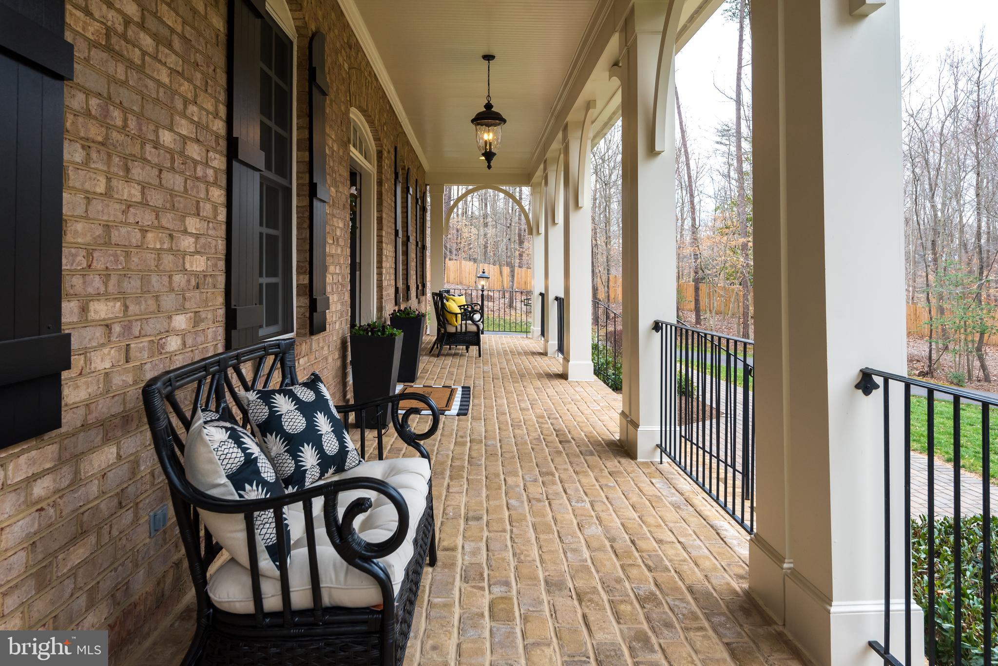 CLIFTON - Residential