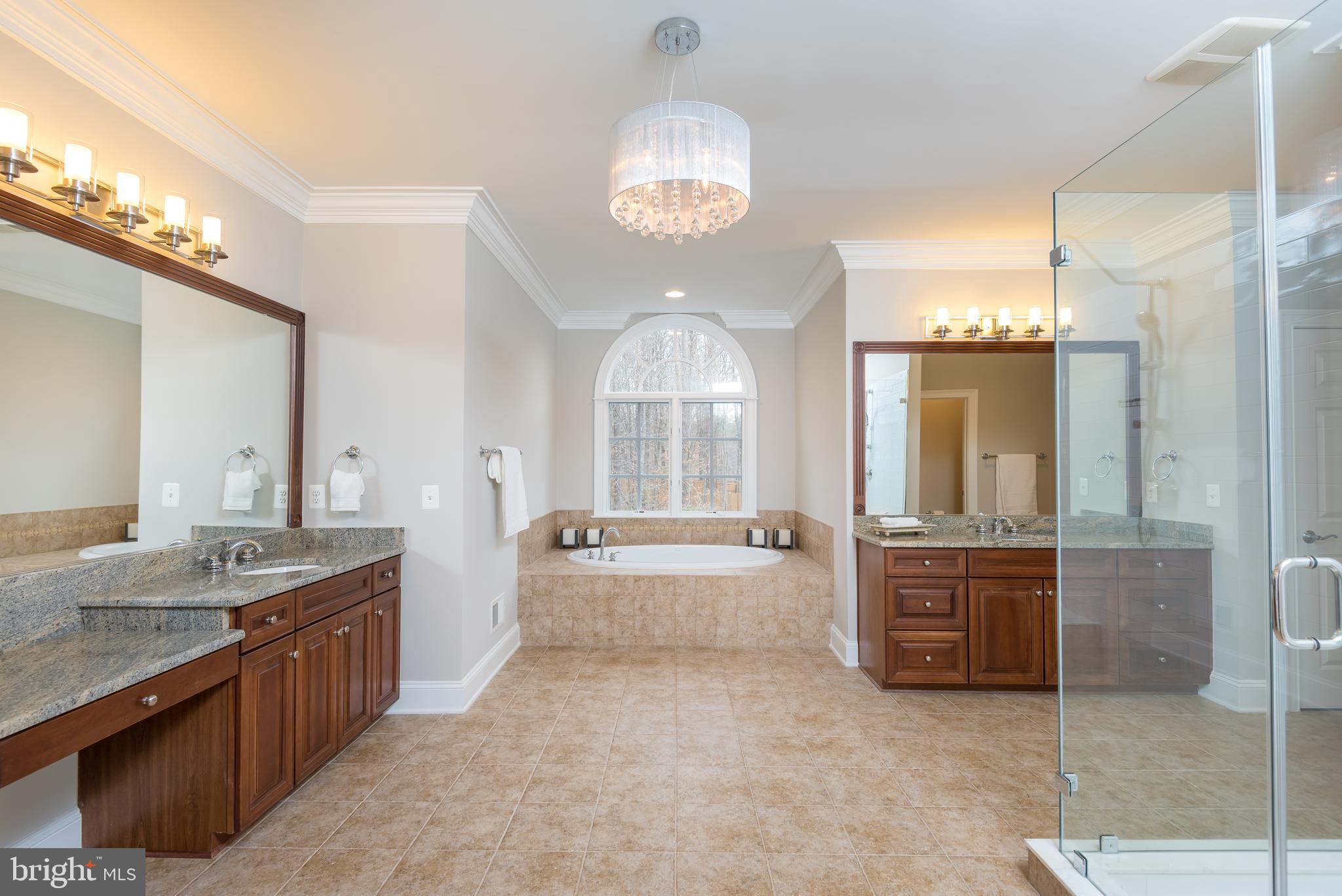 CLIFTON - Residential