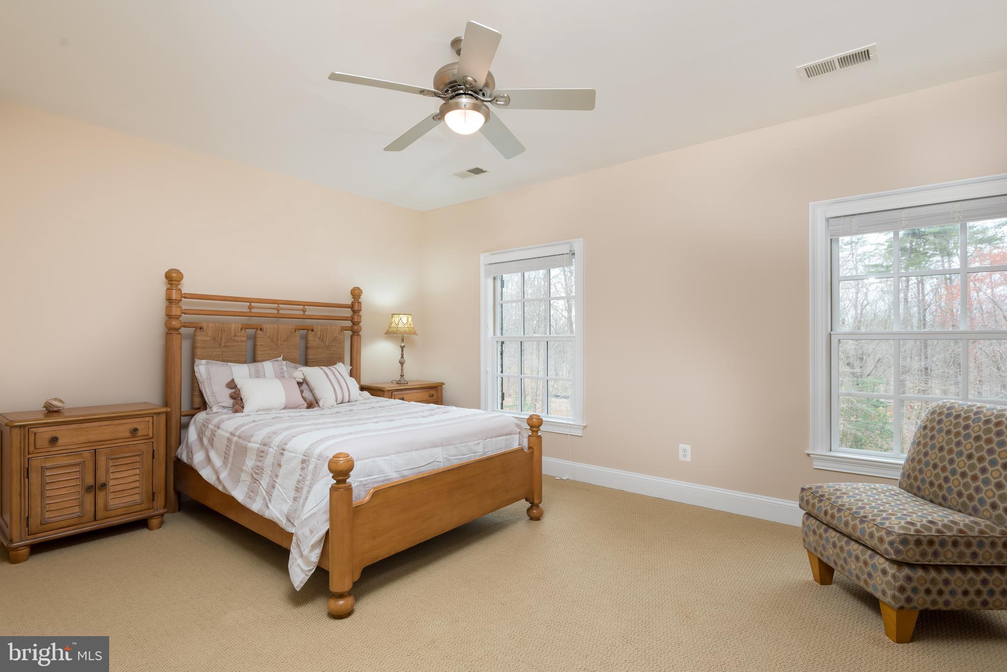 CLIFTON - Residential