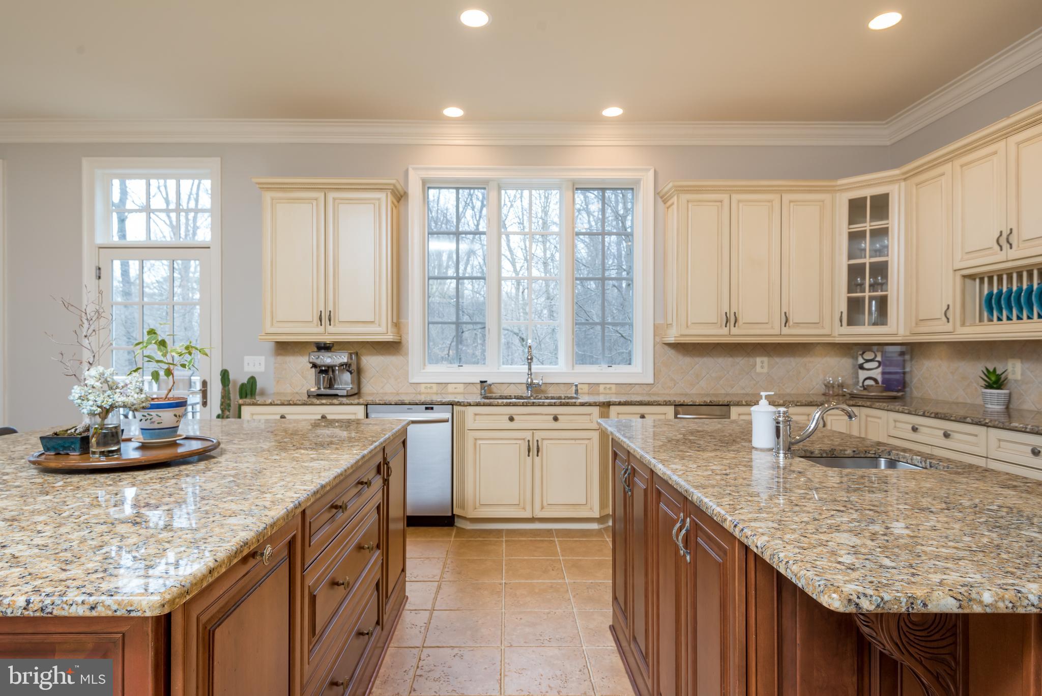 CLIFTON - Residential