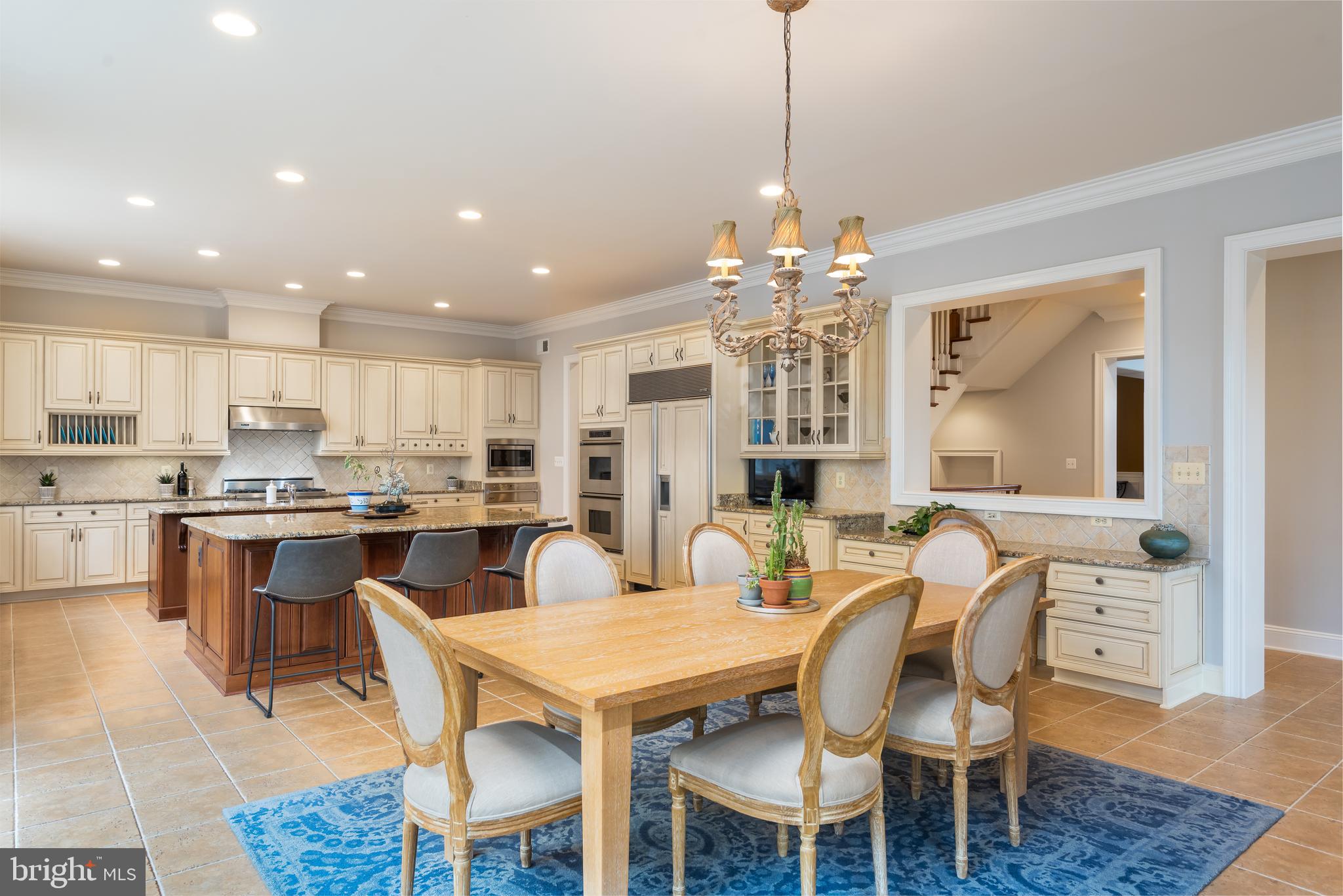 CLIFTON - Residential