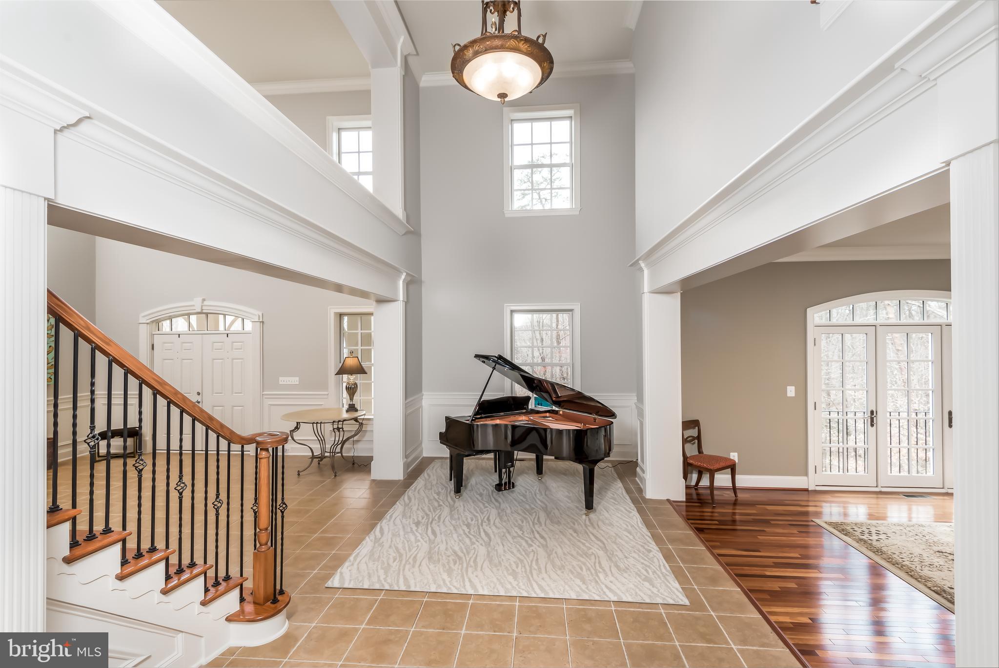 CLIFTON - Residential