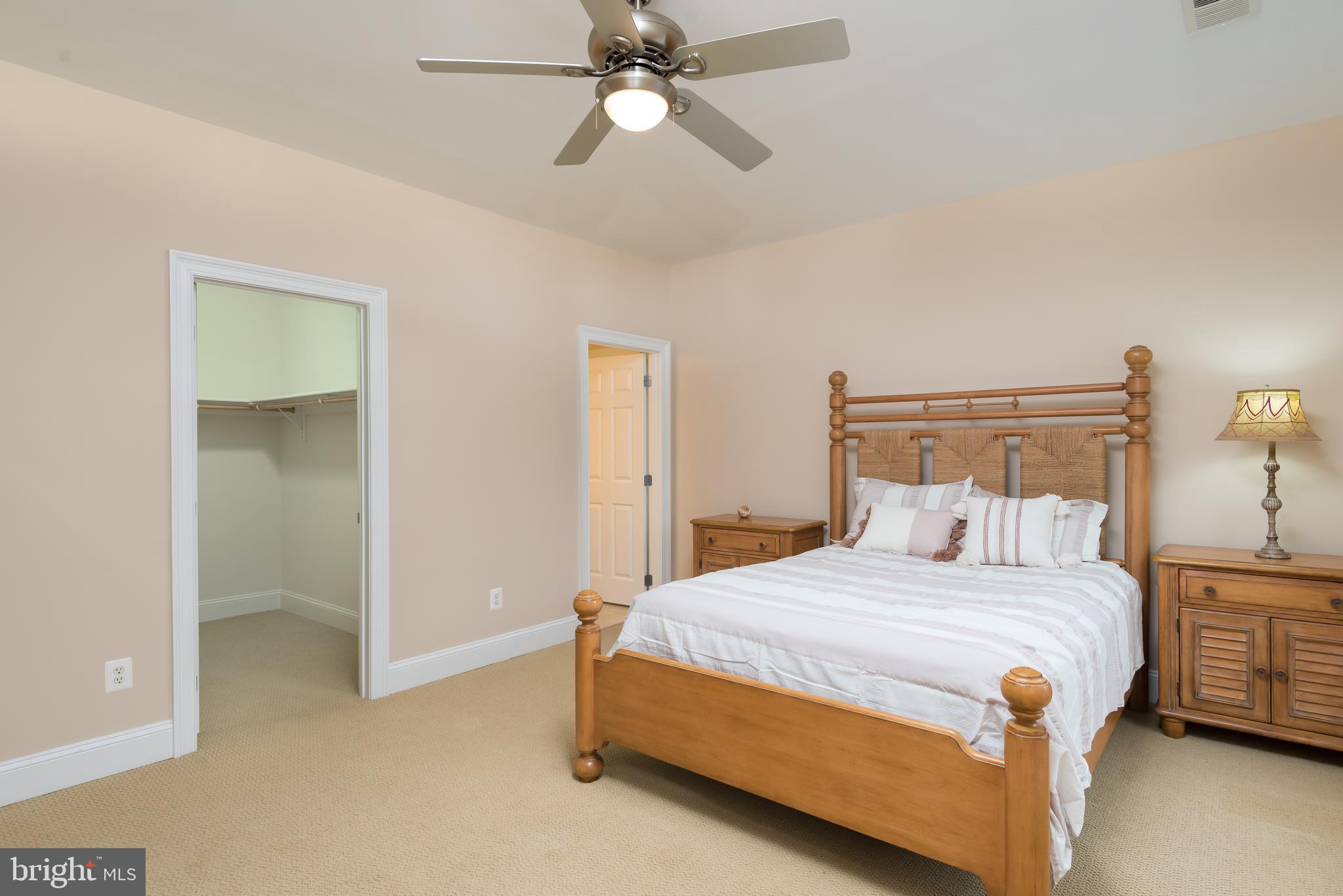 CLIFTON - Residential