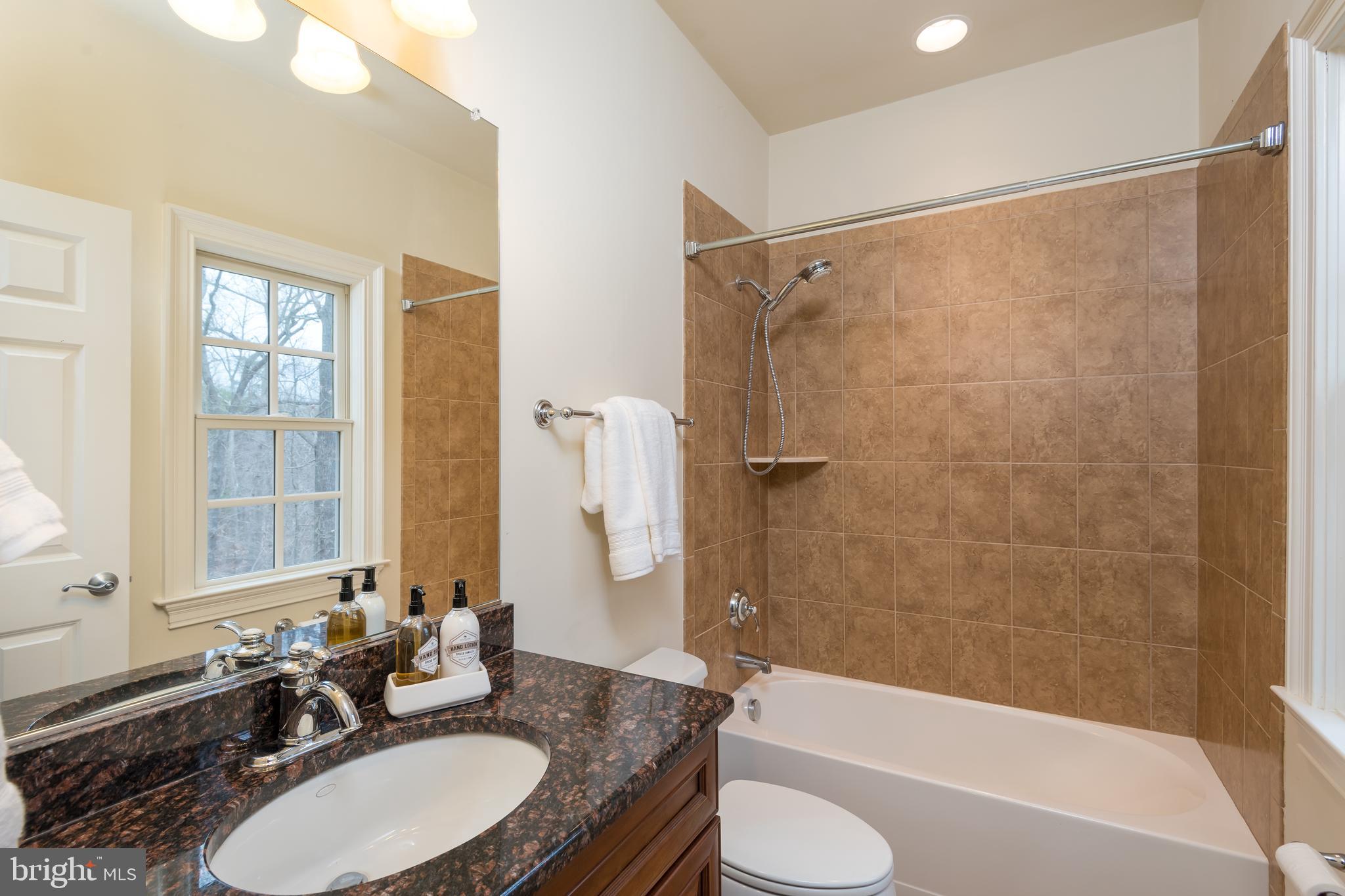 CLIFTON - Residential