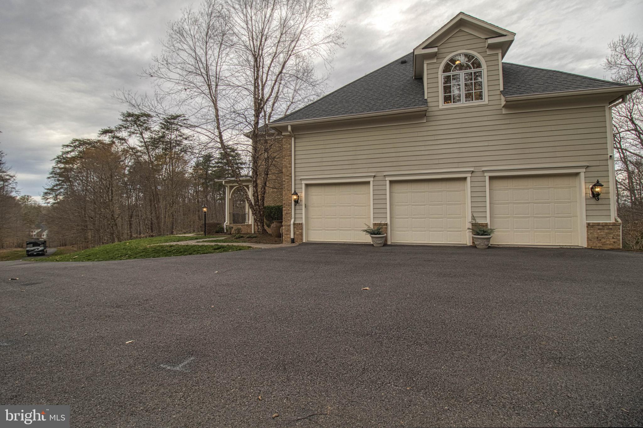 CLIFTON - Residential