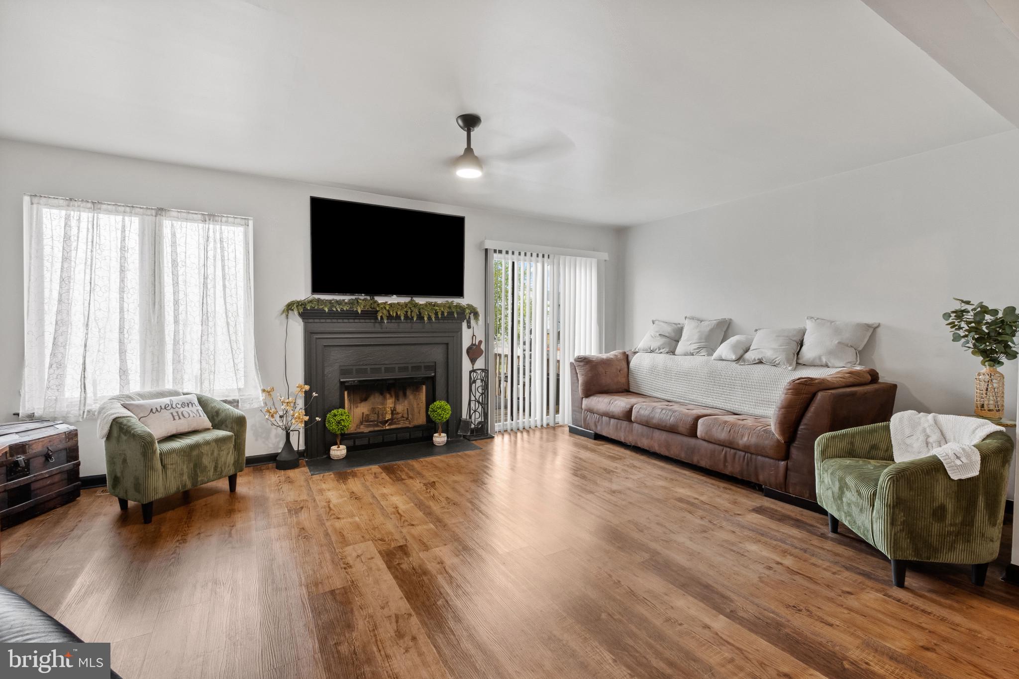 MIDDLETOWN VILLAGE - Residential