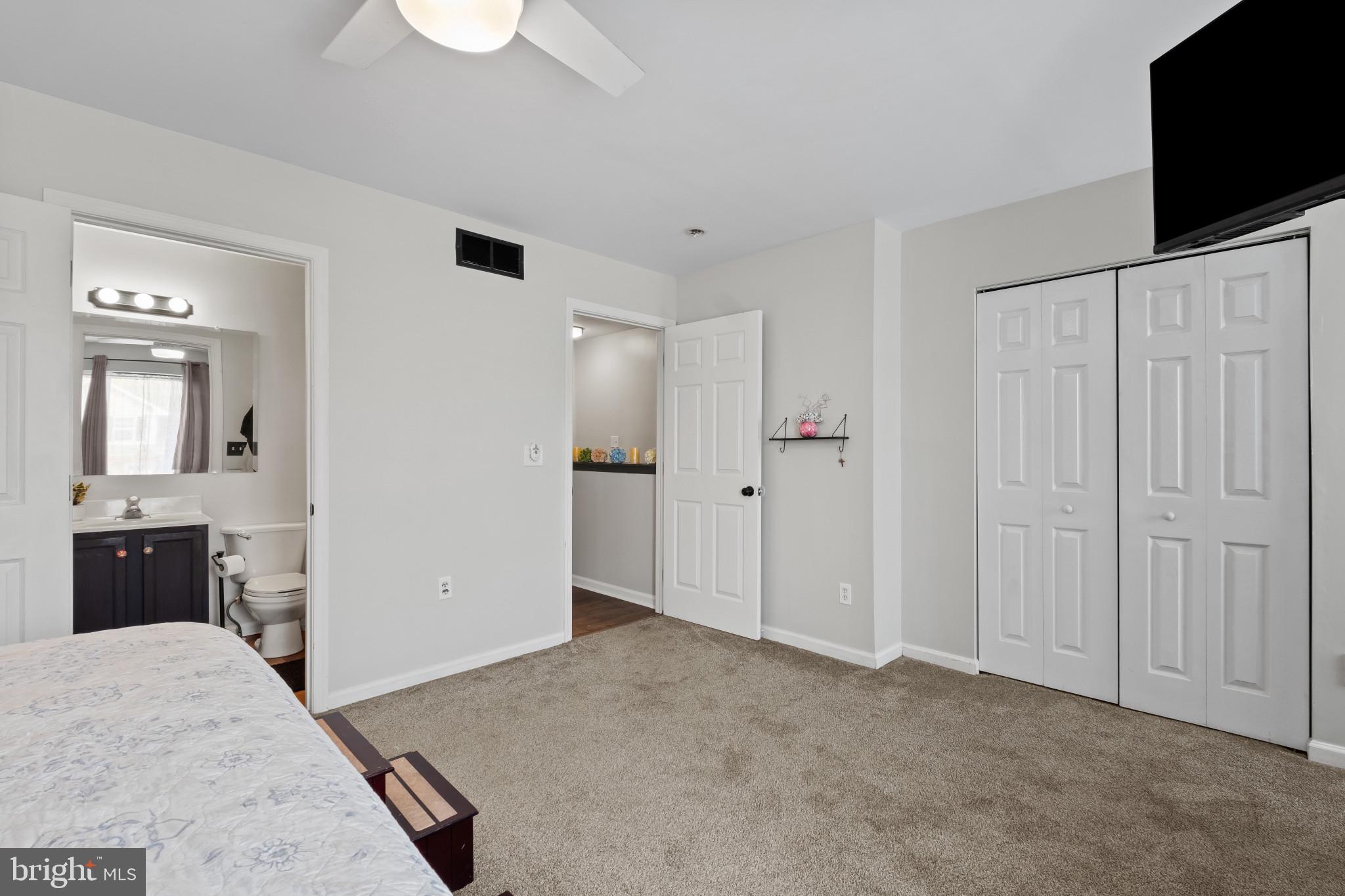 MIDDLETOWN VILLAGE - Residential