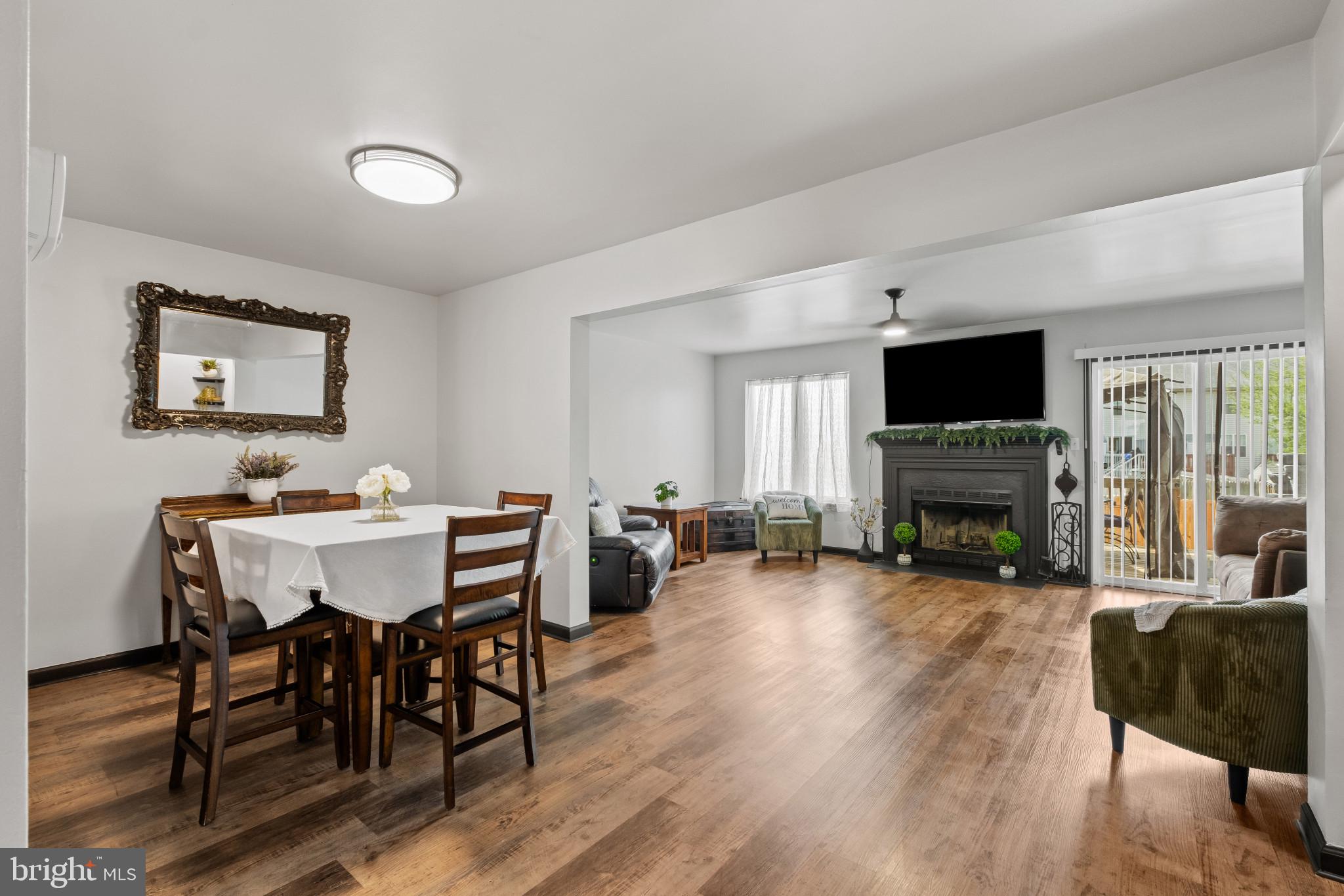 MIDDLETOWN VILLAGE - Residential