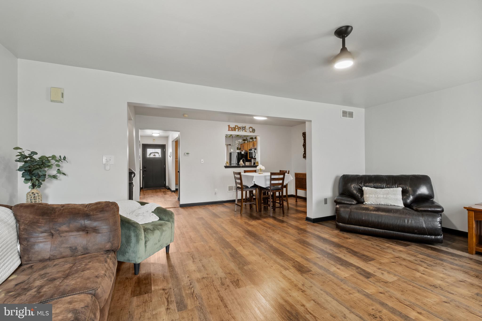 MIDDLETOWN VILLAGE - Residential