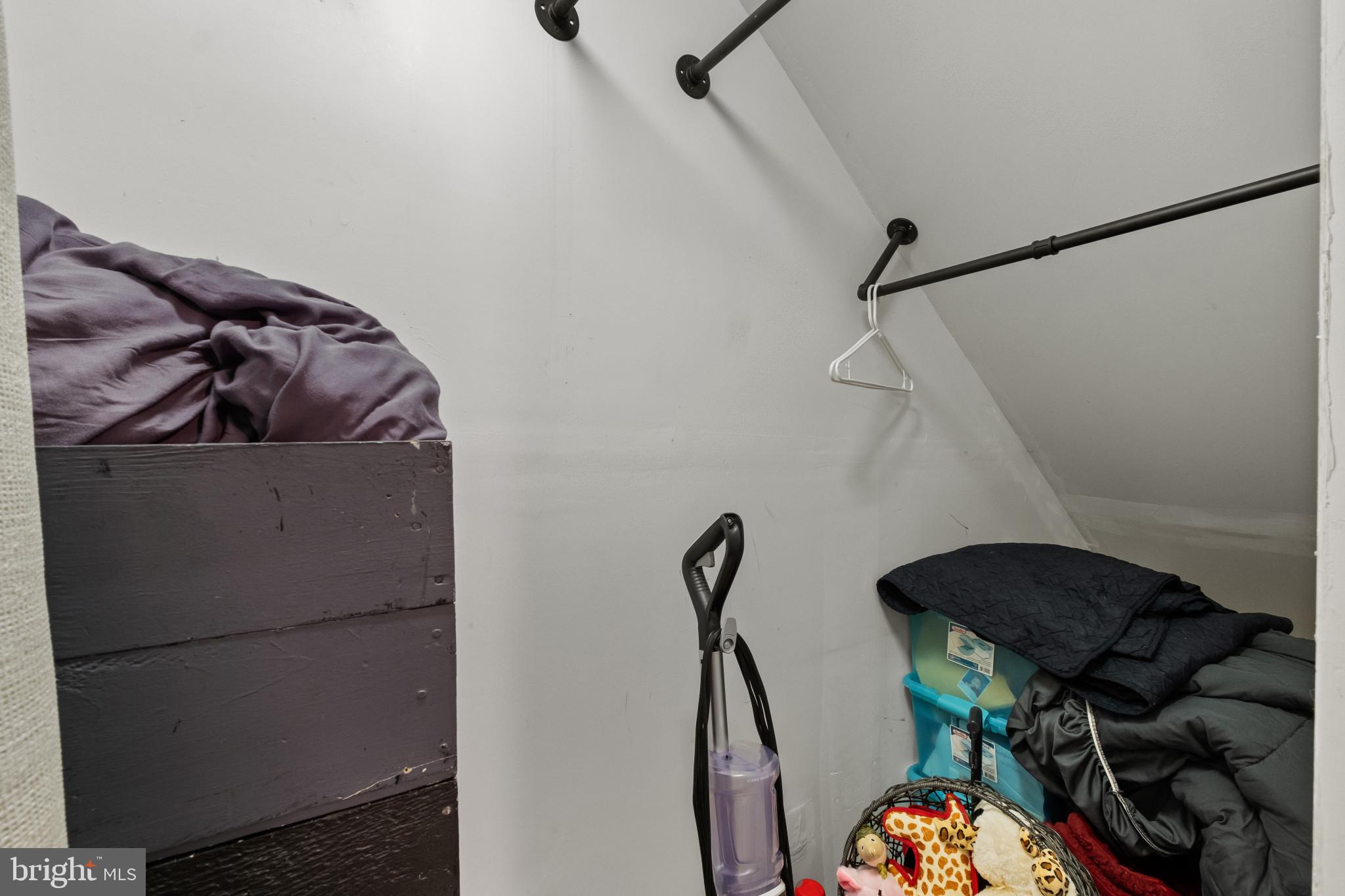 MIDDLETOWN VILLAGE - Residential