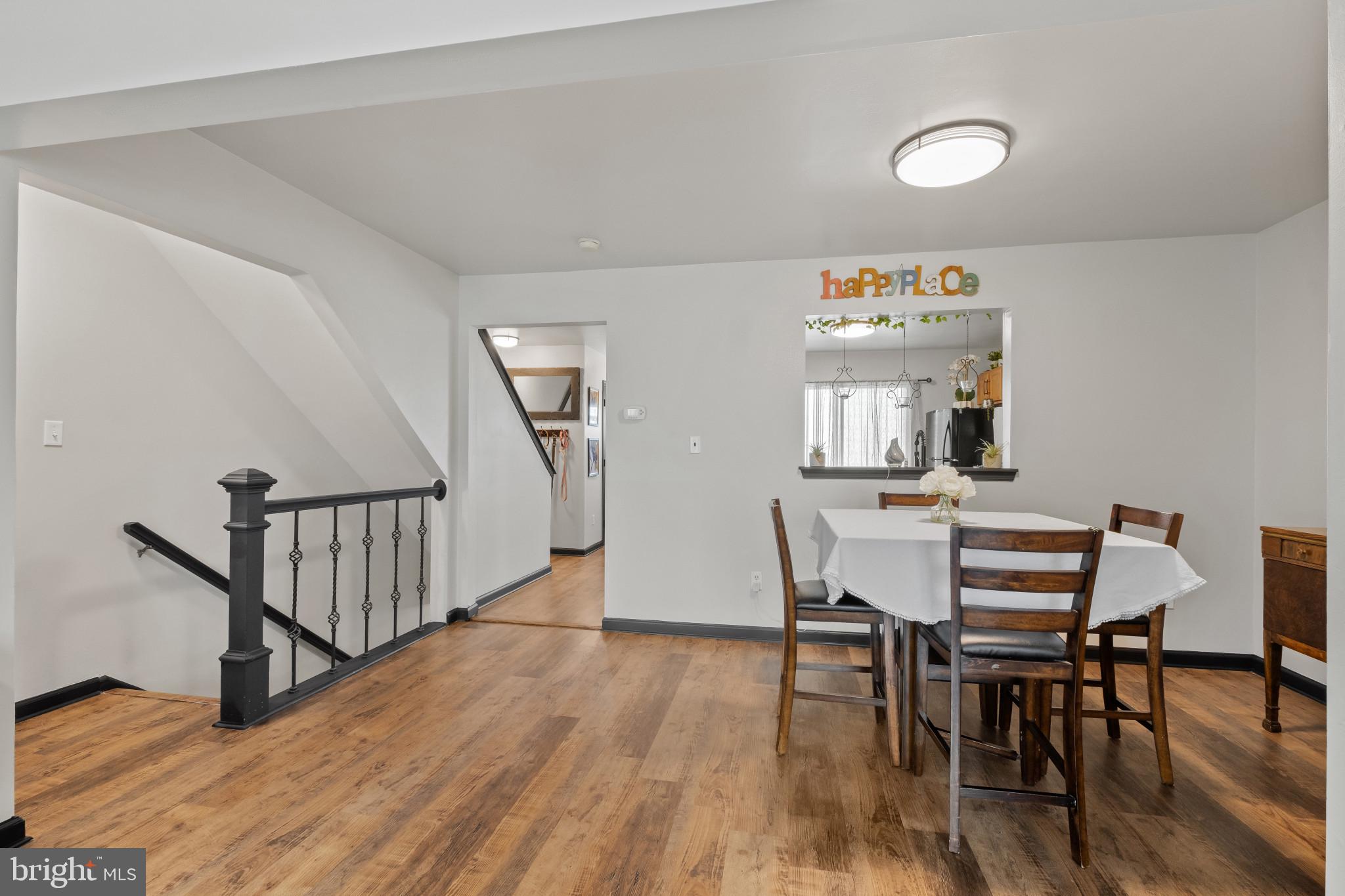 MIDDLETOWN VILLAGE - Residential