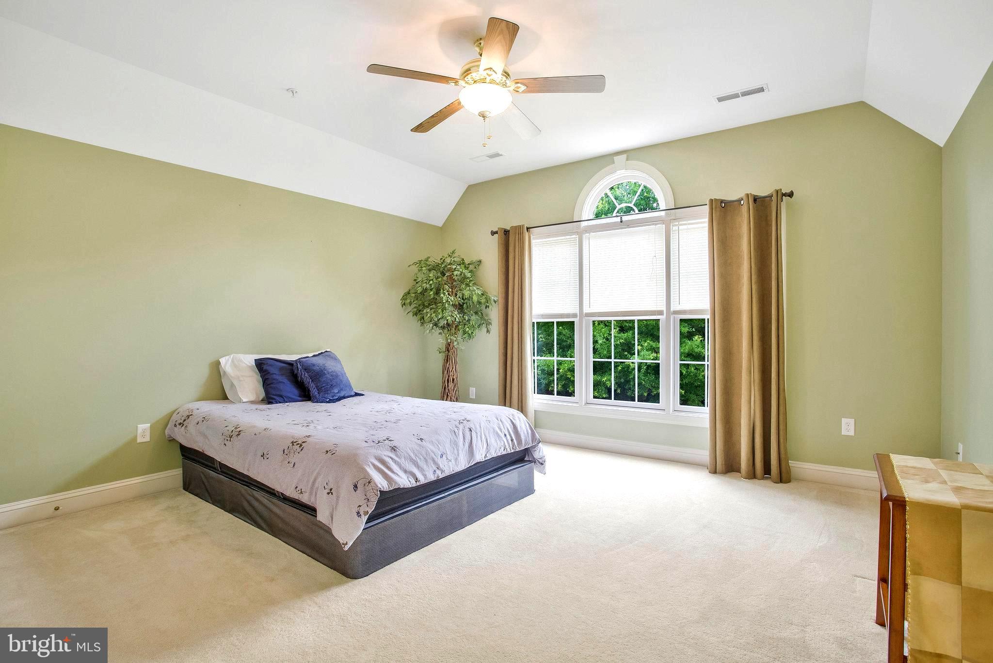 FAIRWOOD - Residential Lease