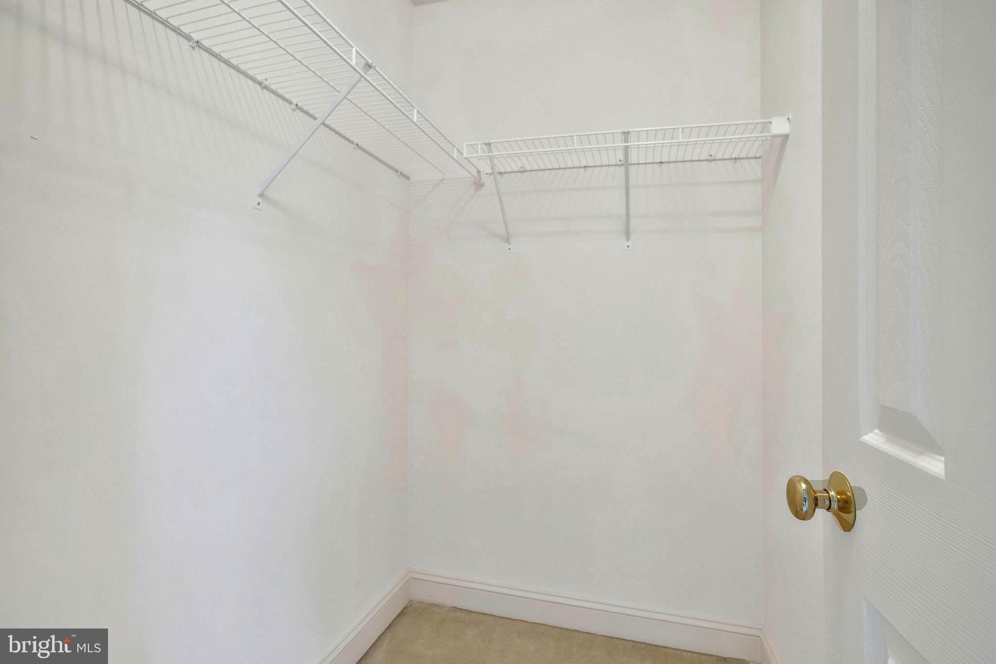 FAIRWOOD - Residential Lease