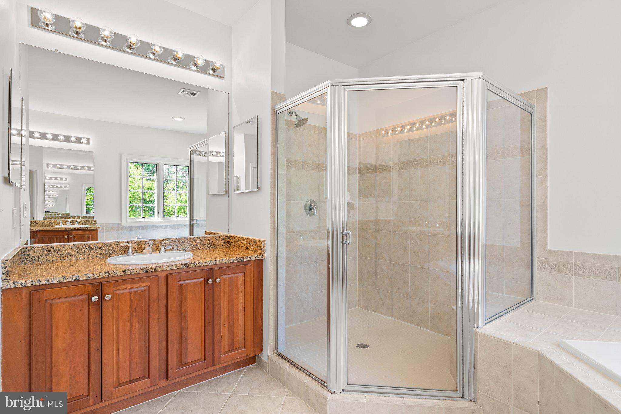 KINGSPORT - Residential