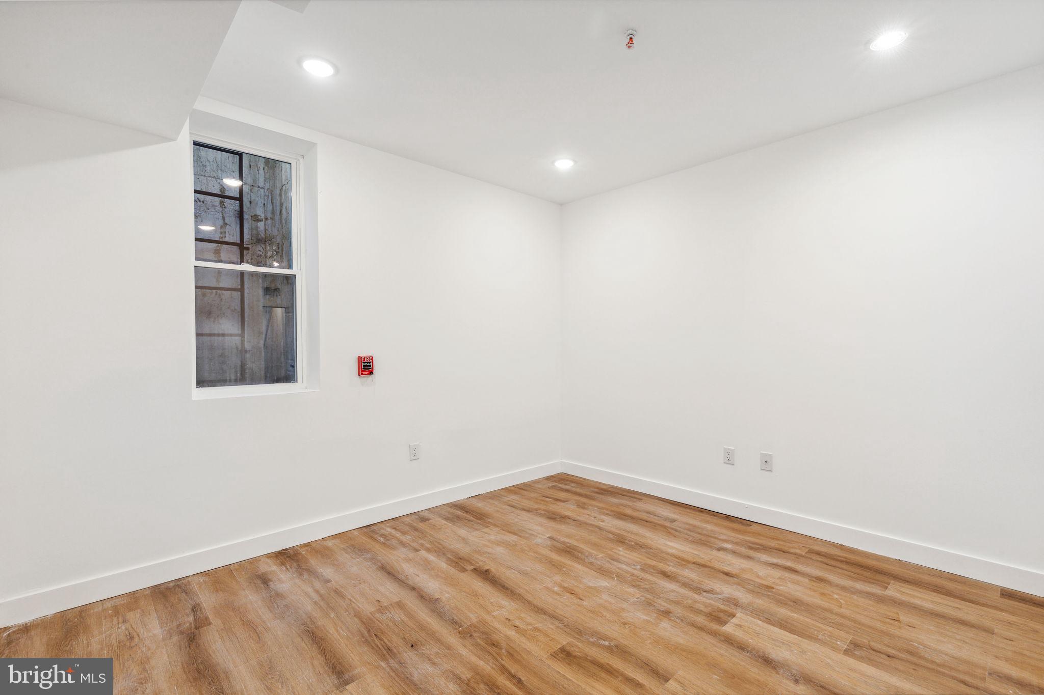 WEST KENSINGTON - Residential Lease