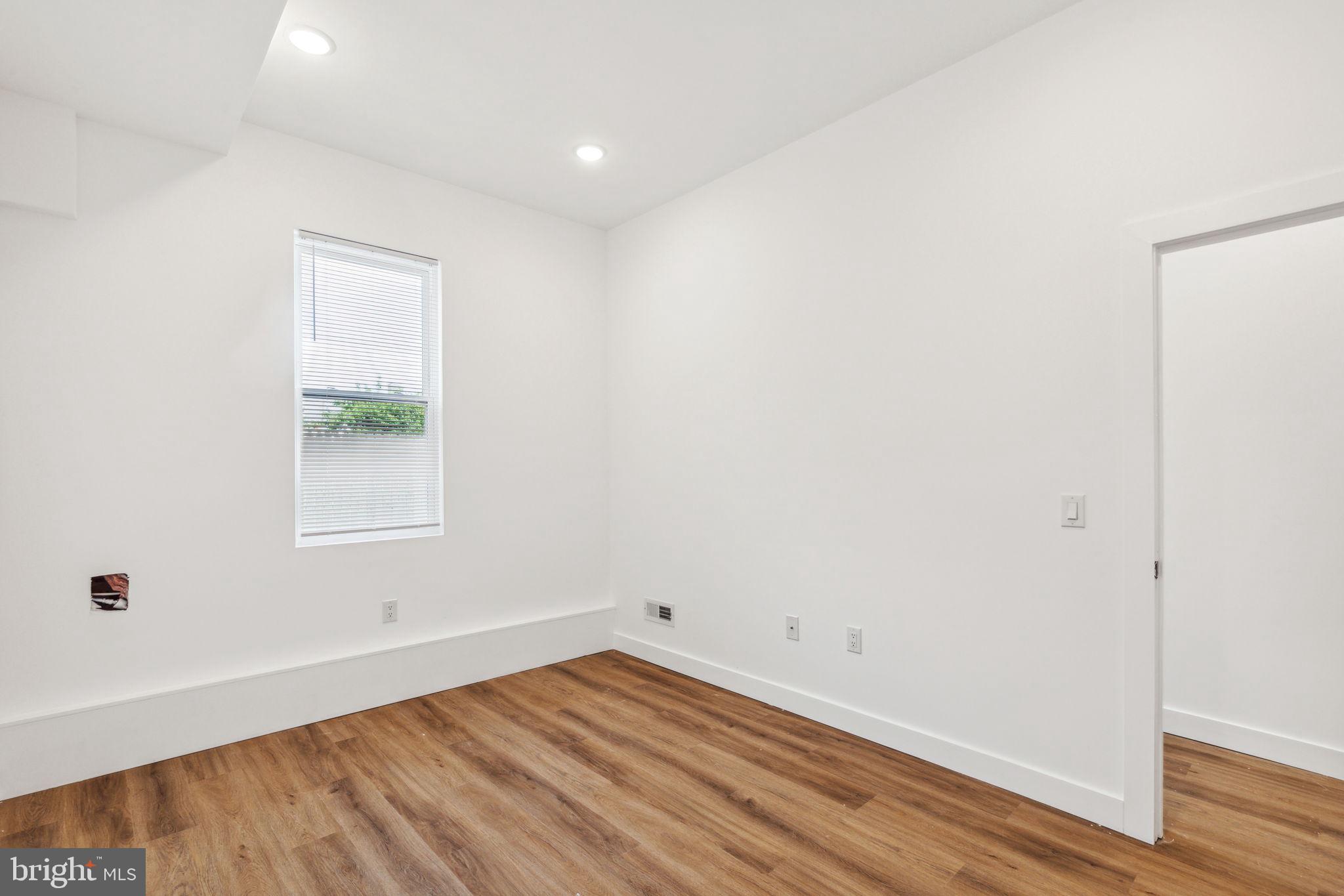 WEST KENSINGTON - Residential Lease