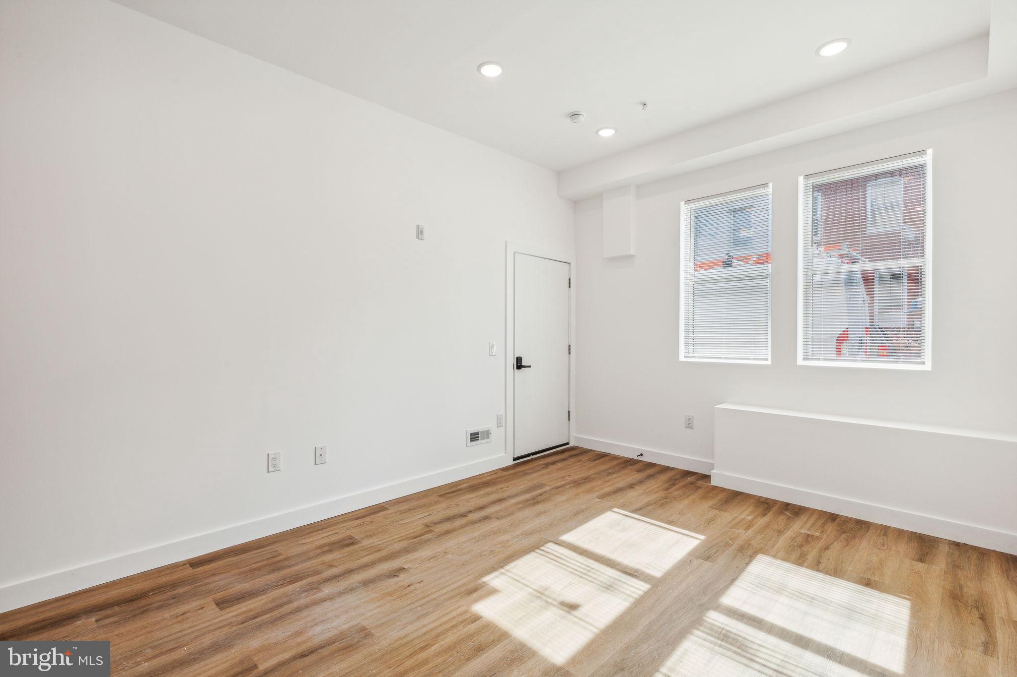 WEST KENSINGTON - Residential Lease