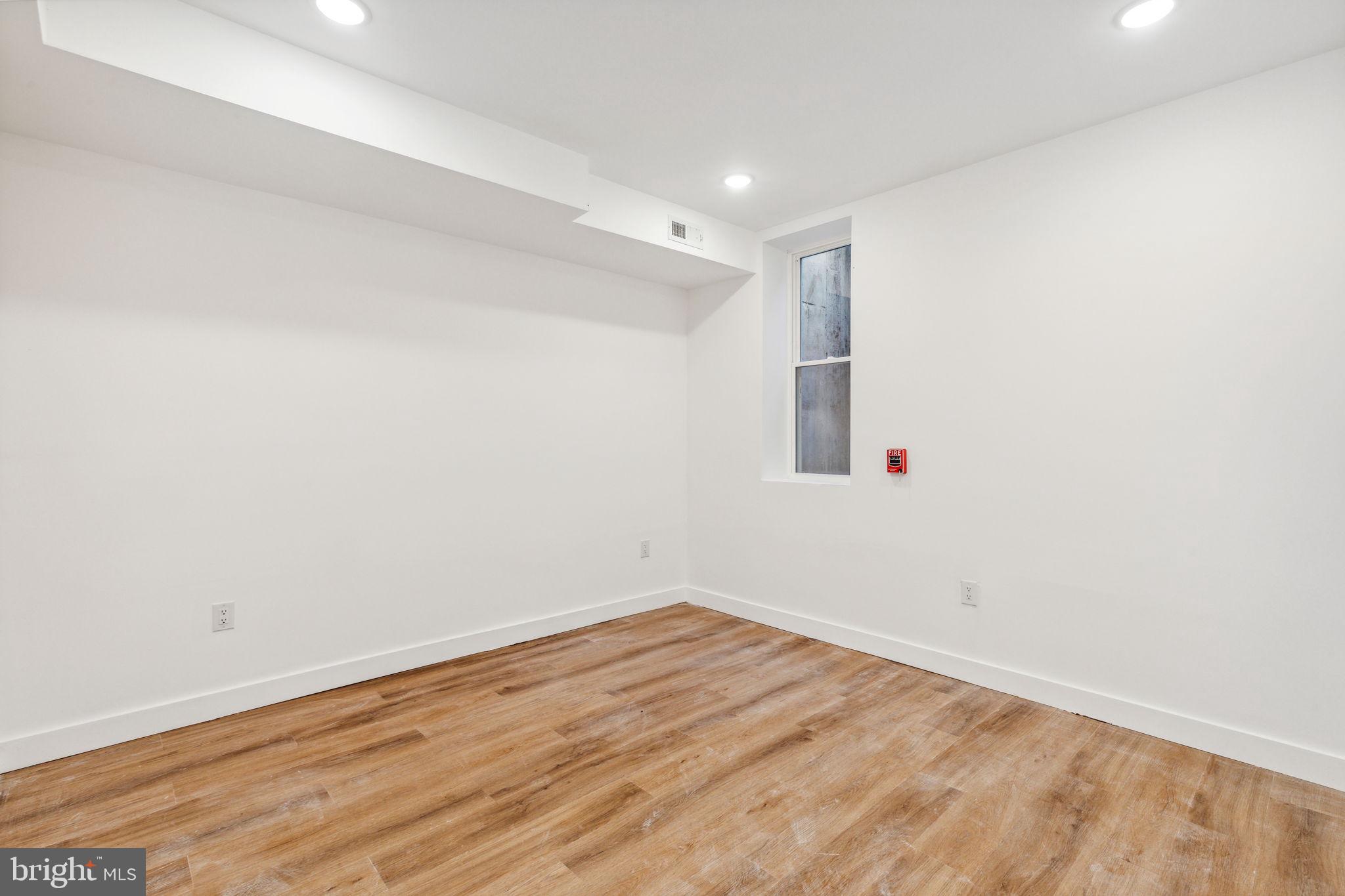 WEST KENSINGTON - Residential Lease