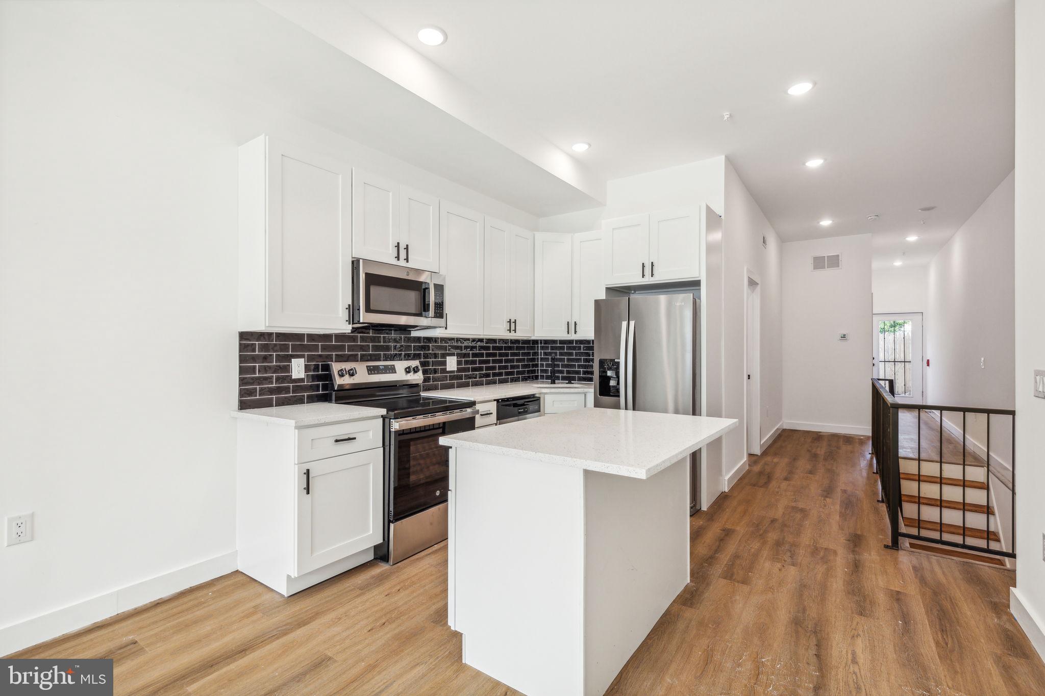 WEST KENSINGTON - Residential Lease