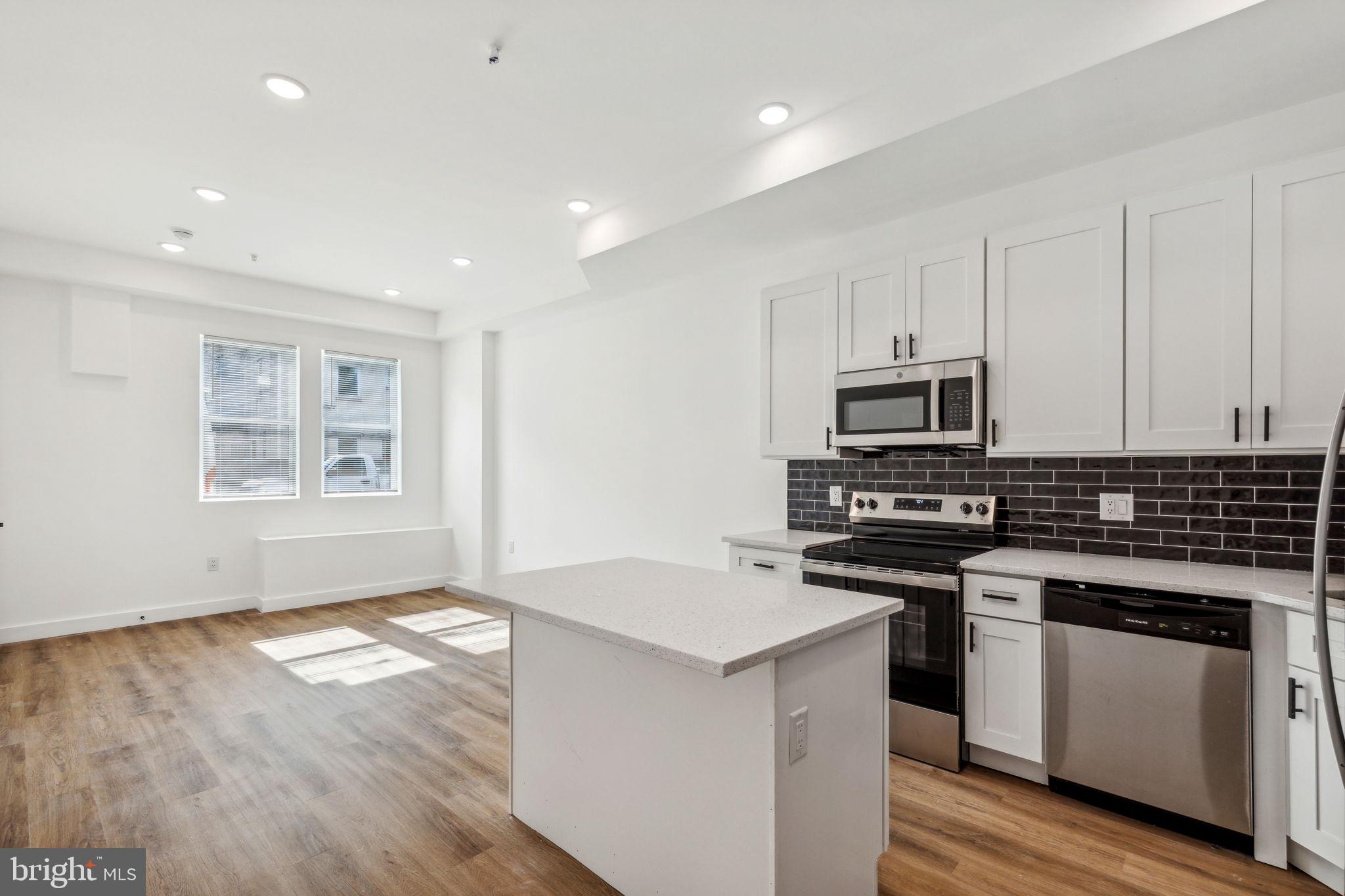 WEST KENSINGTON - Residential Lease