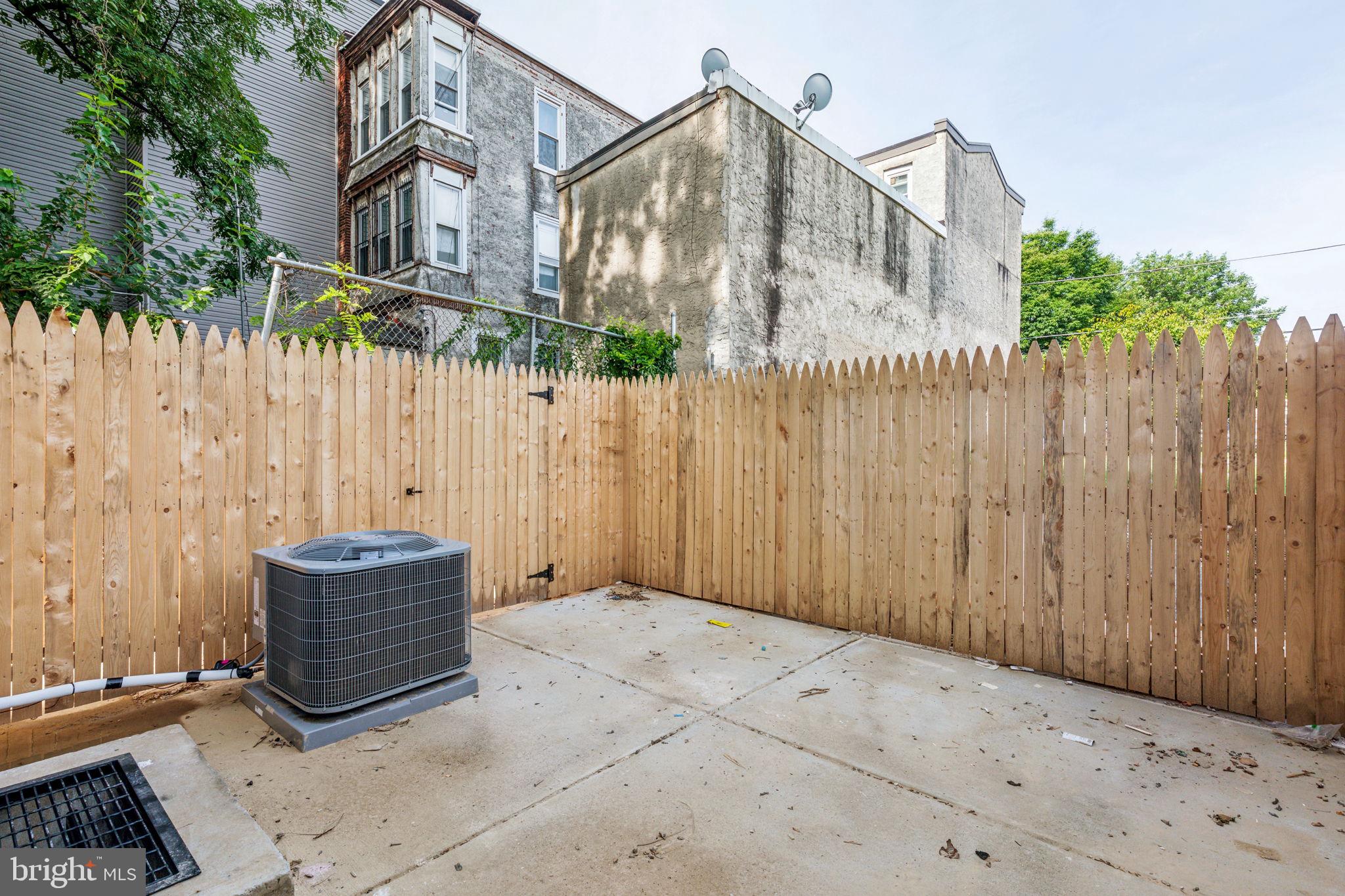 WEST KENSINGTON - Residential Lease