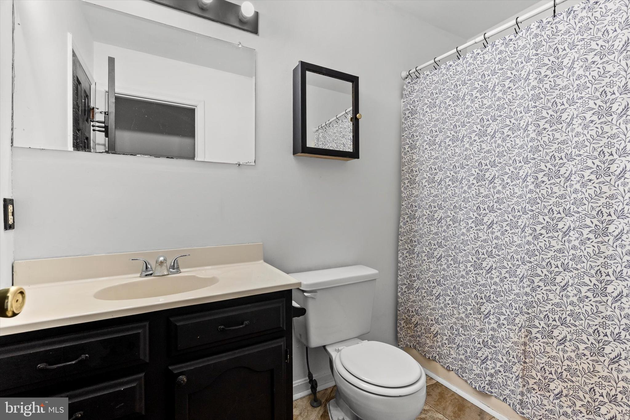 VALLEY GREEN VILLAGE - Residential