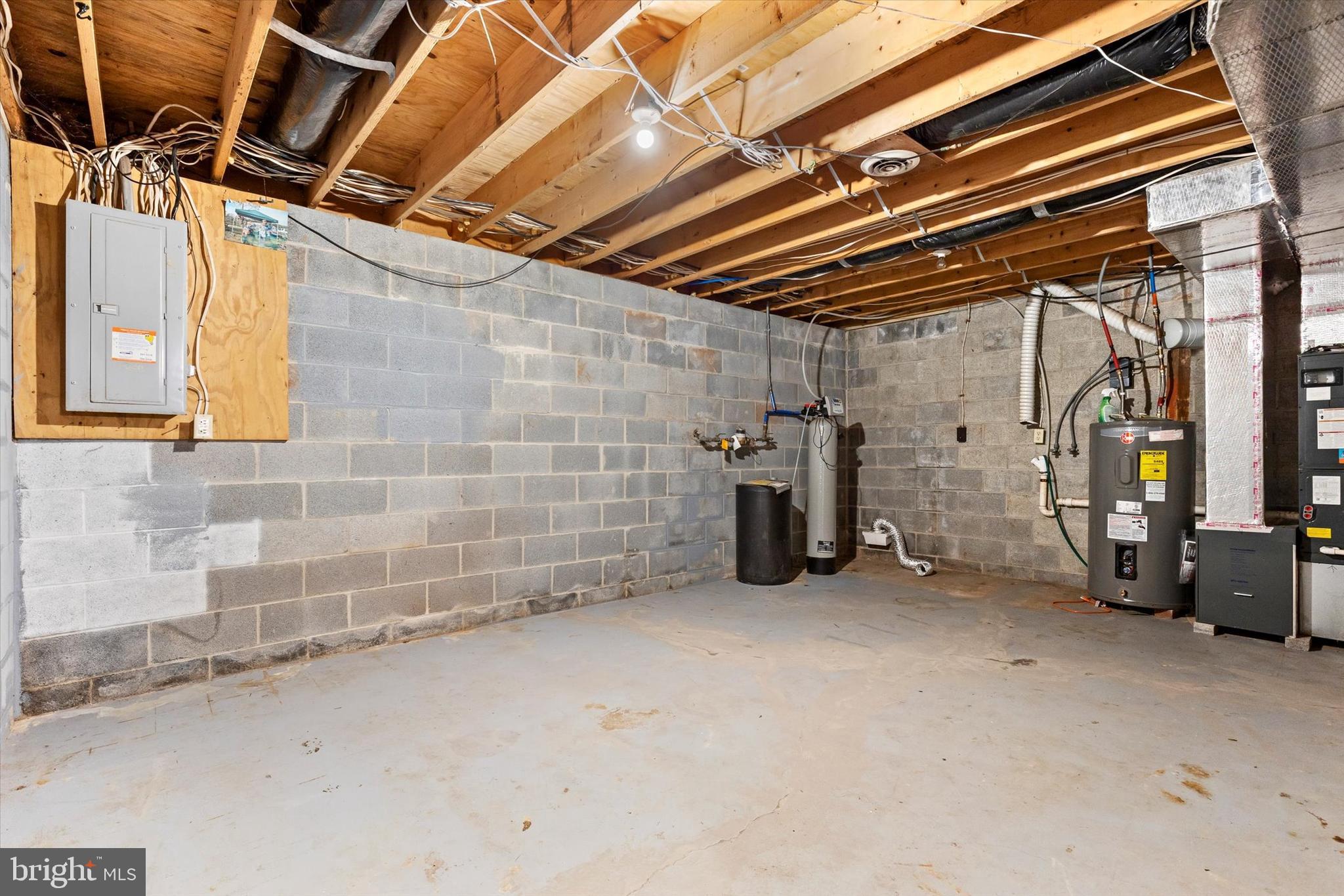 VALLEY GREEN VILLAGE - Residential