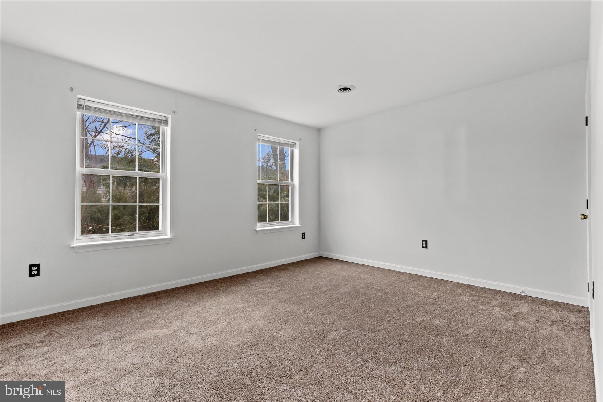 VALLEY GREEN VILLAGE - Residential