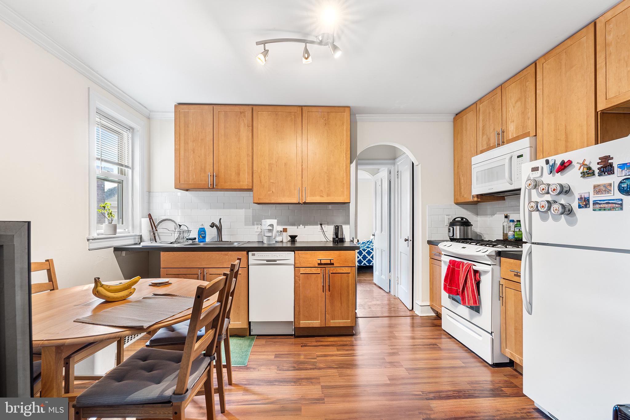 RITTENHOUSE SQUARE - Residential Income
