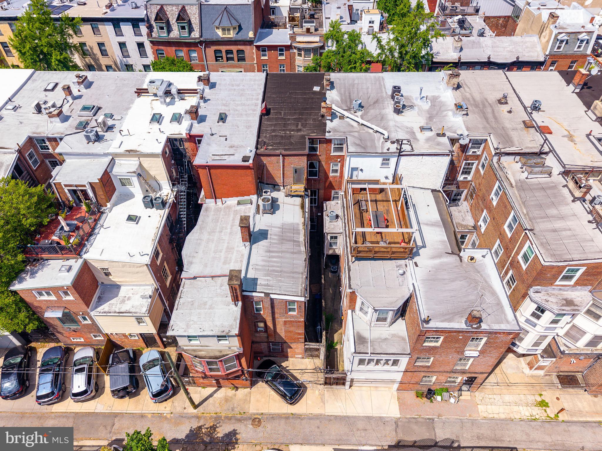 RITTENHOUSE SQUARE - Residential Income