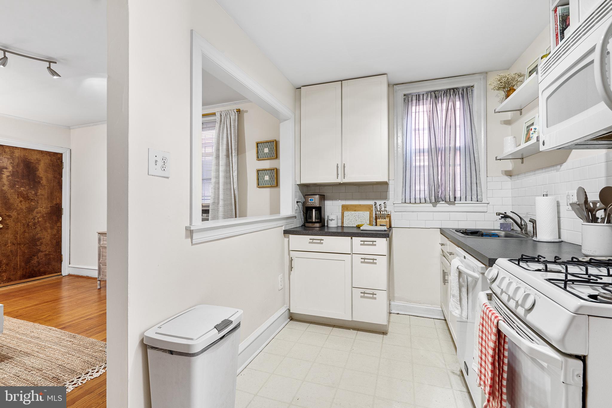RITTENHOUSE SQUARE - Residential Income