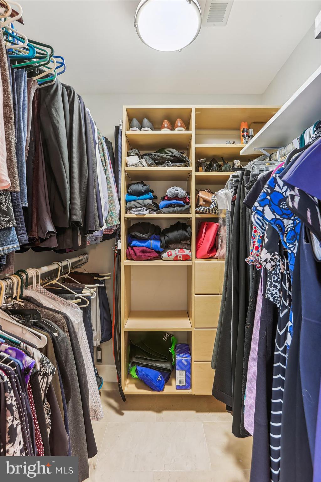 GLENBROOK VILLAGE - Residential