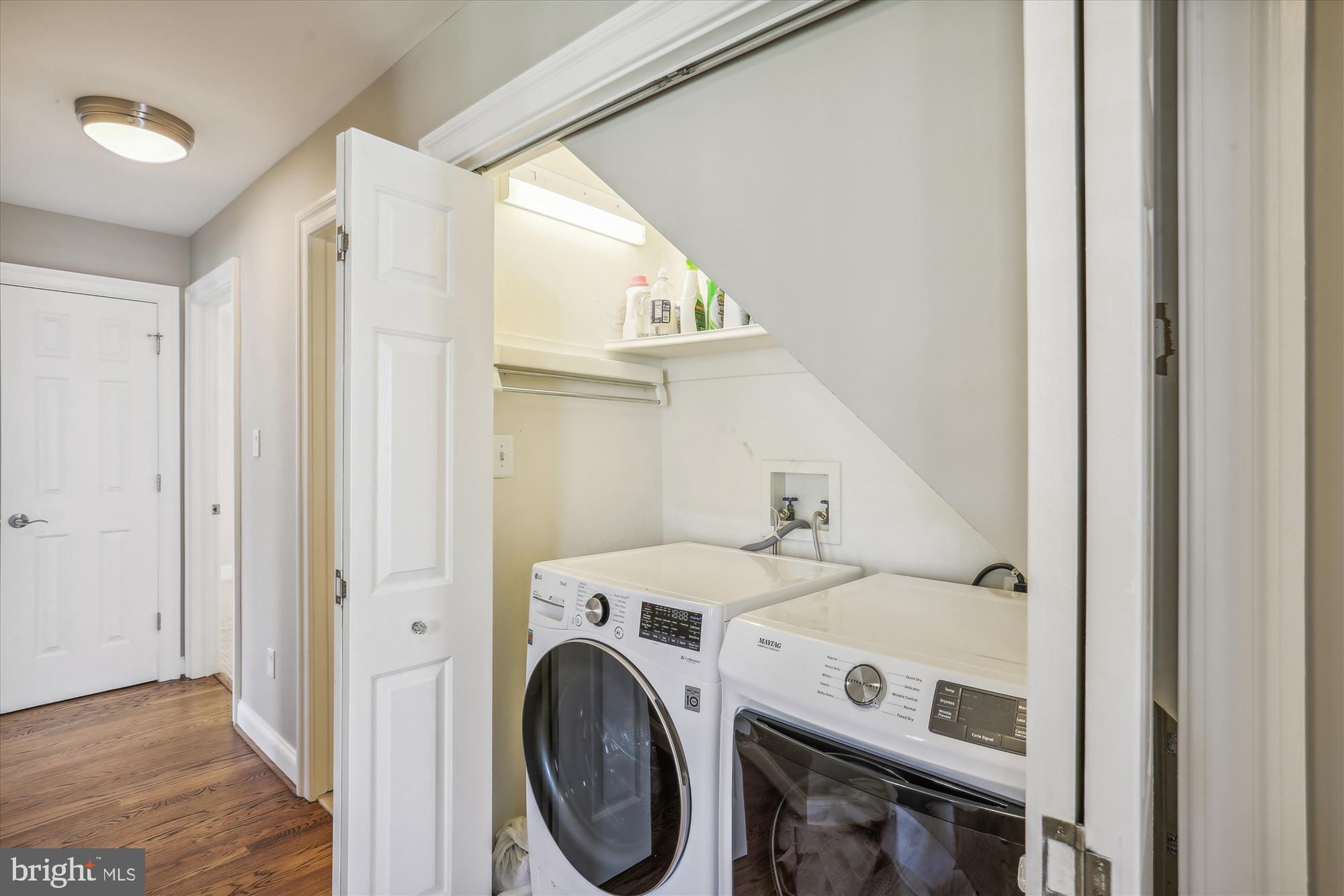 GLENBROOK VILLAGE - Residential