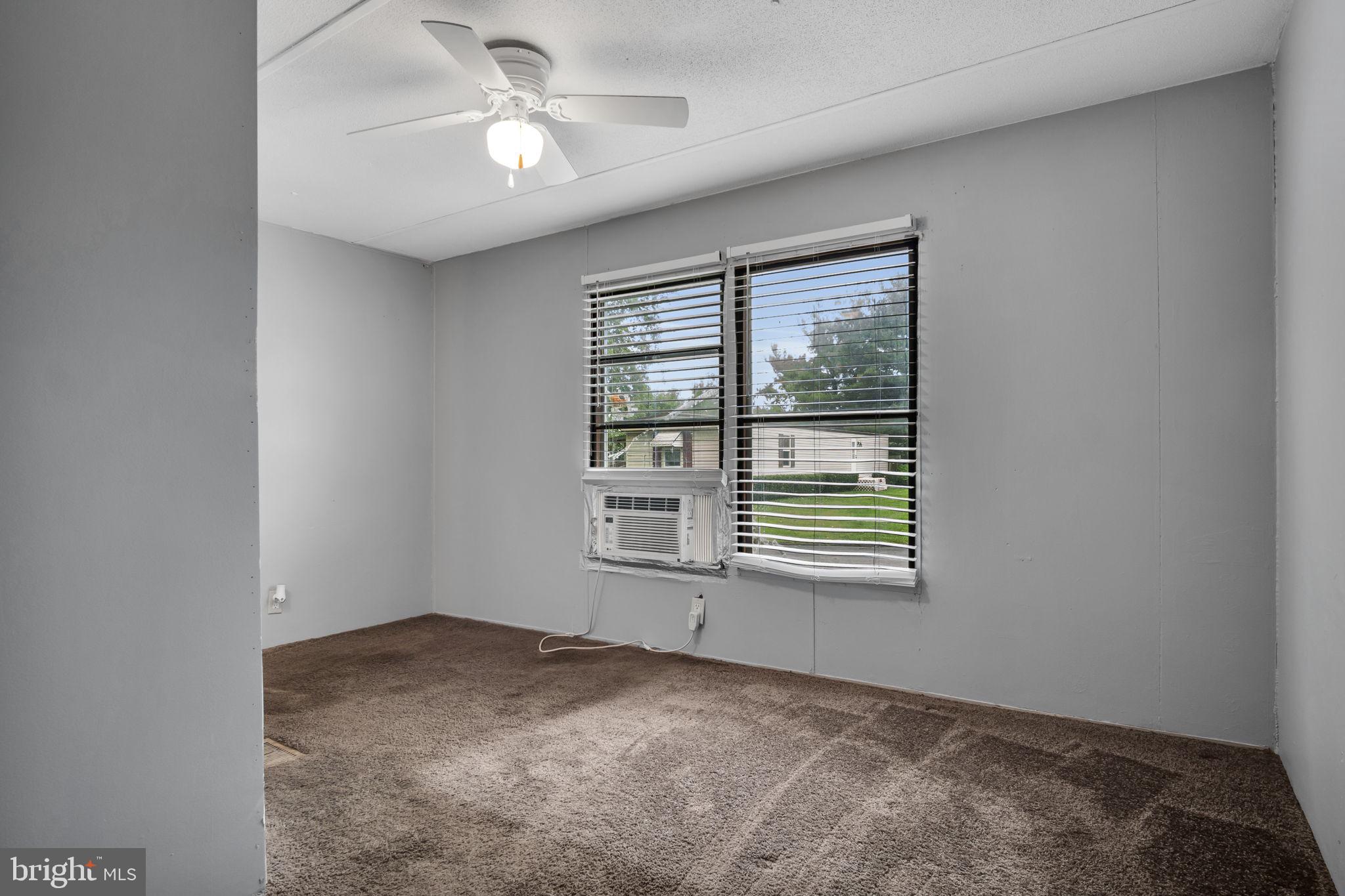 MEADOWVIEW ESTATES - Residential