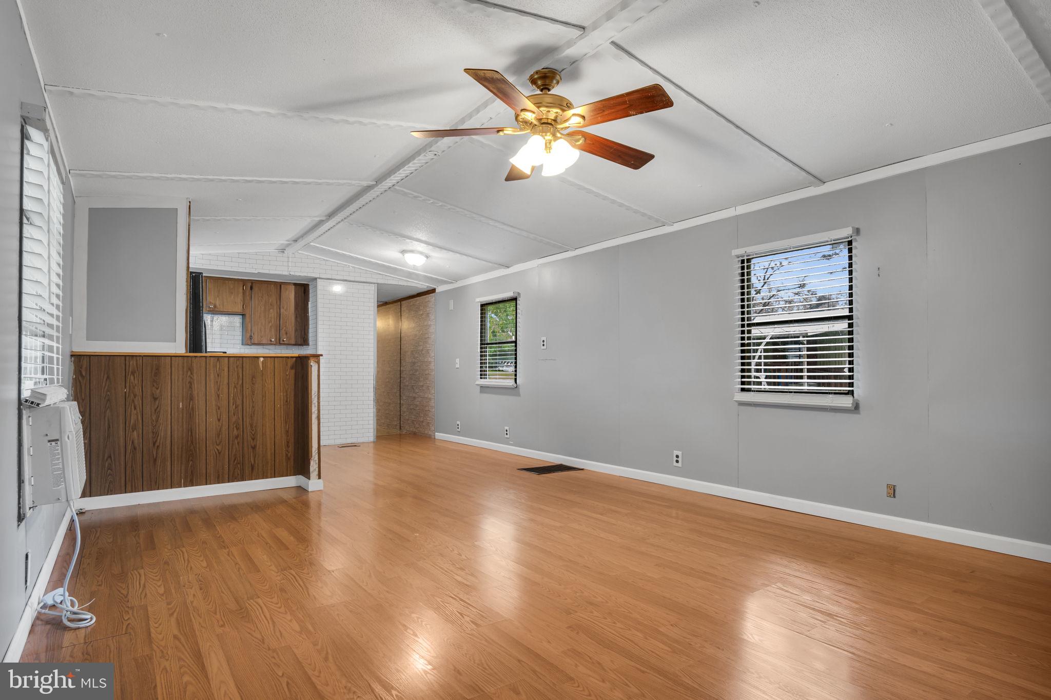 MEADOWVIEW ESTATES - Residential