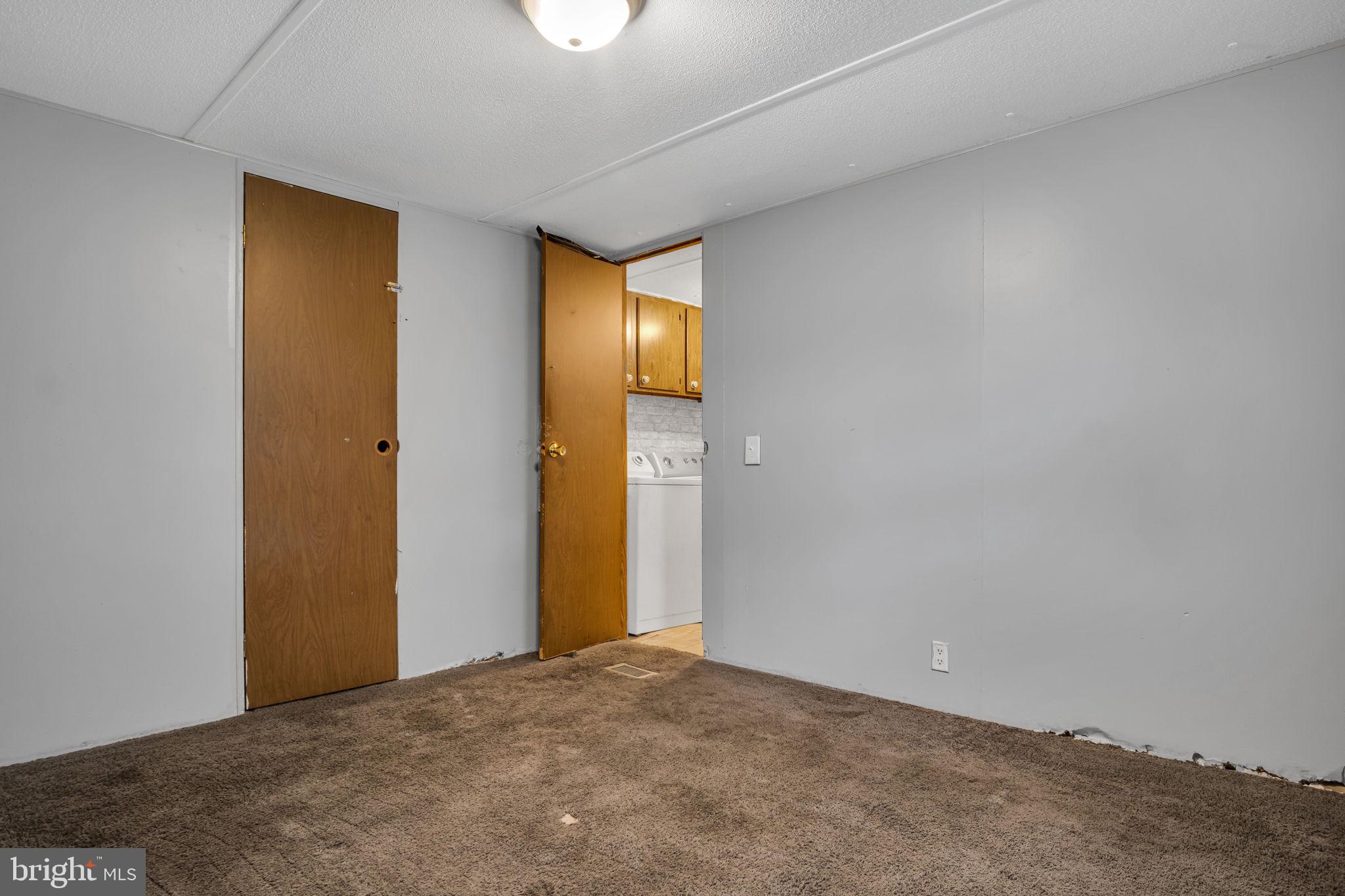 MEADOWVIEW ESTATES - Residential