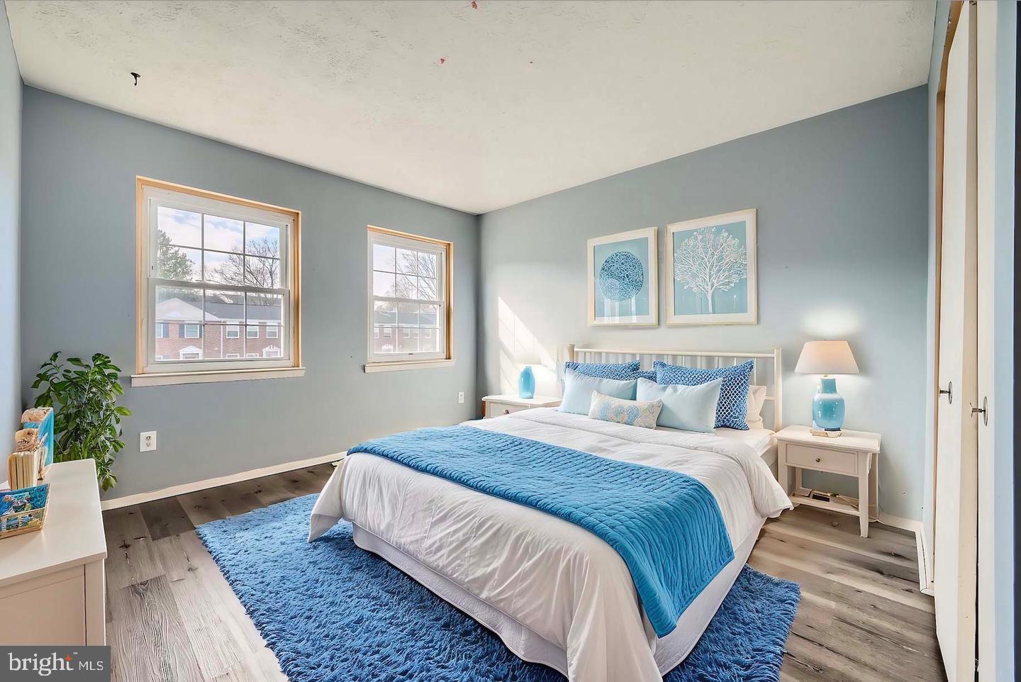 SEVEN COURTS - Residential Lease