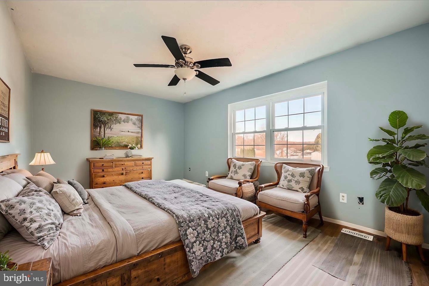 SEVEN COURTS - Residential Lease