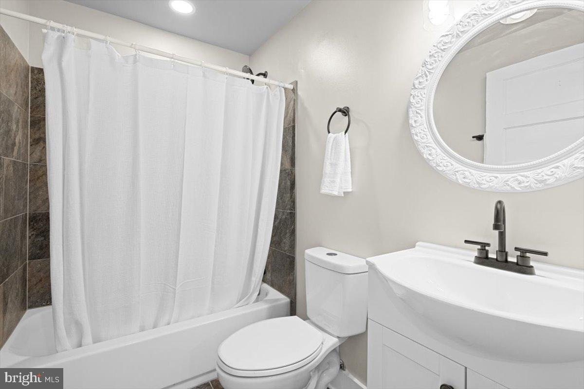 FRONT ROYAL - Residential