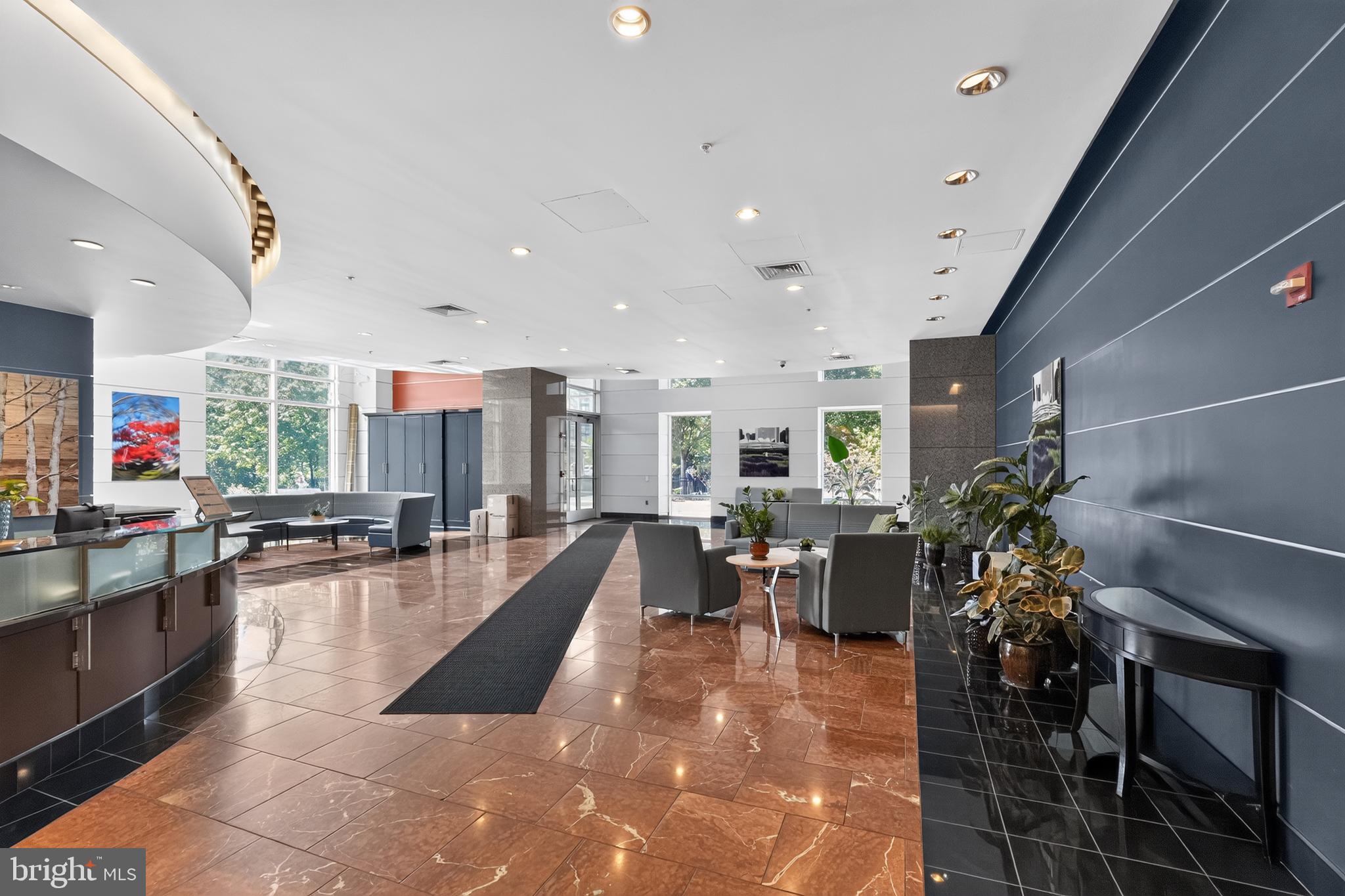 901 N PENN STREET 00 F1607