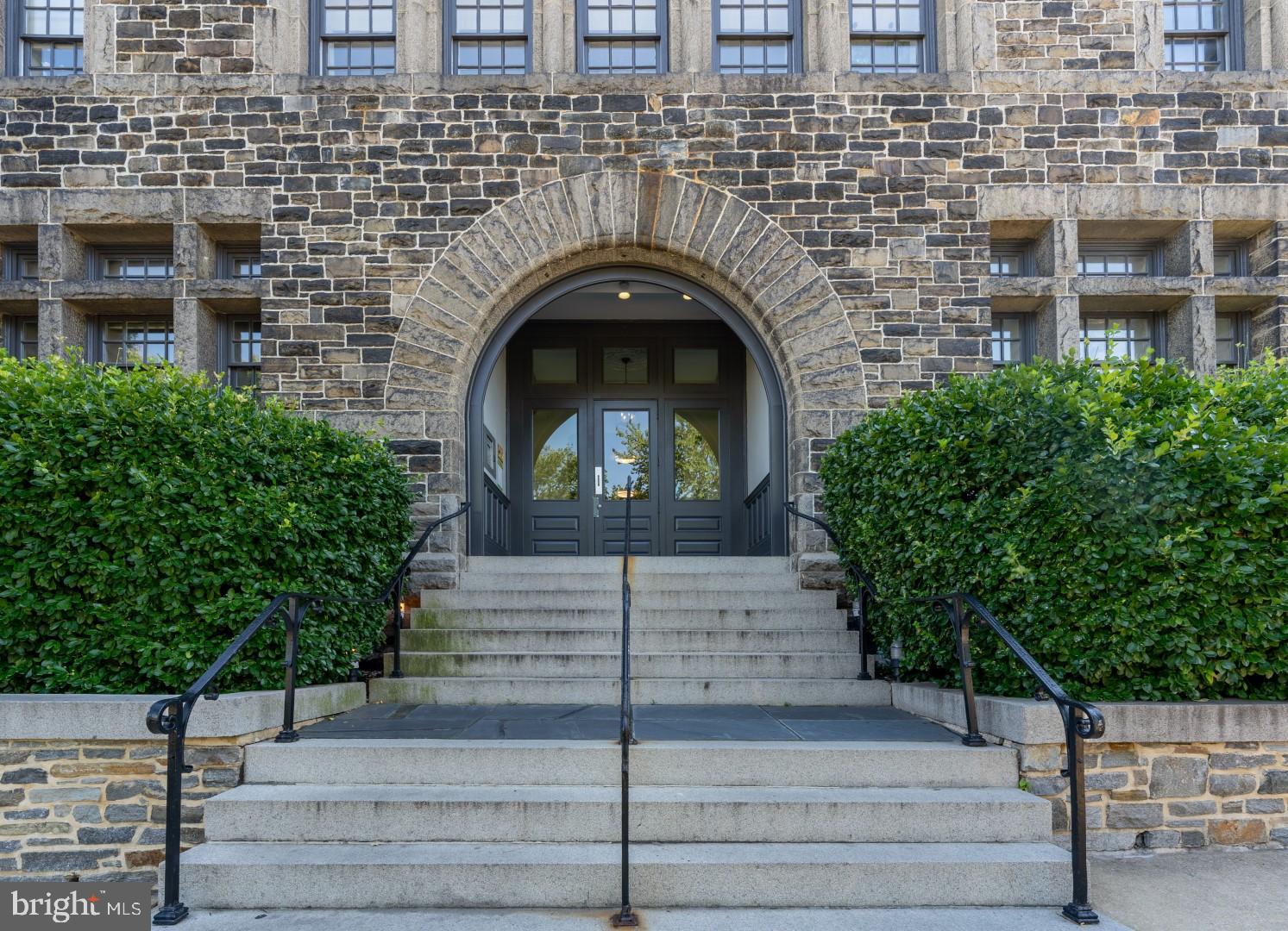 BOLTON HILL HISTORIC DISTRICT - Residential Lease