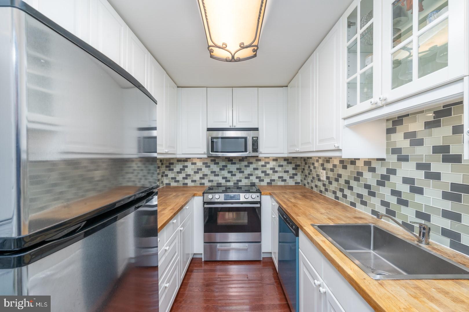 BOLTON HILL HISTORIC DISTRICT - Residential Lease