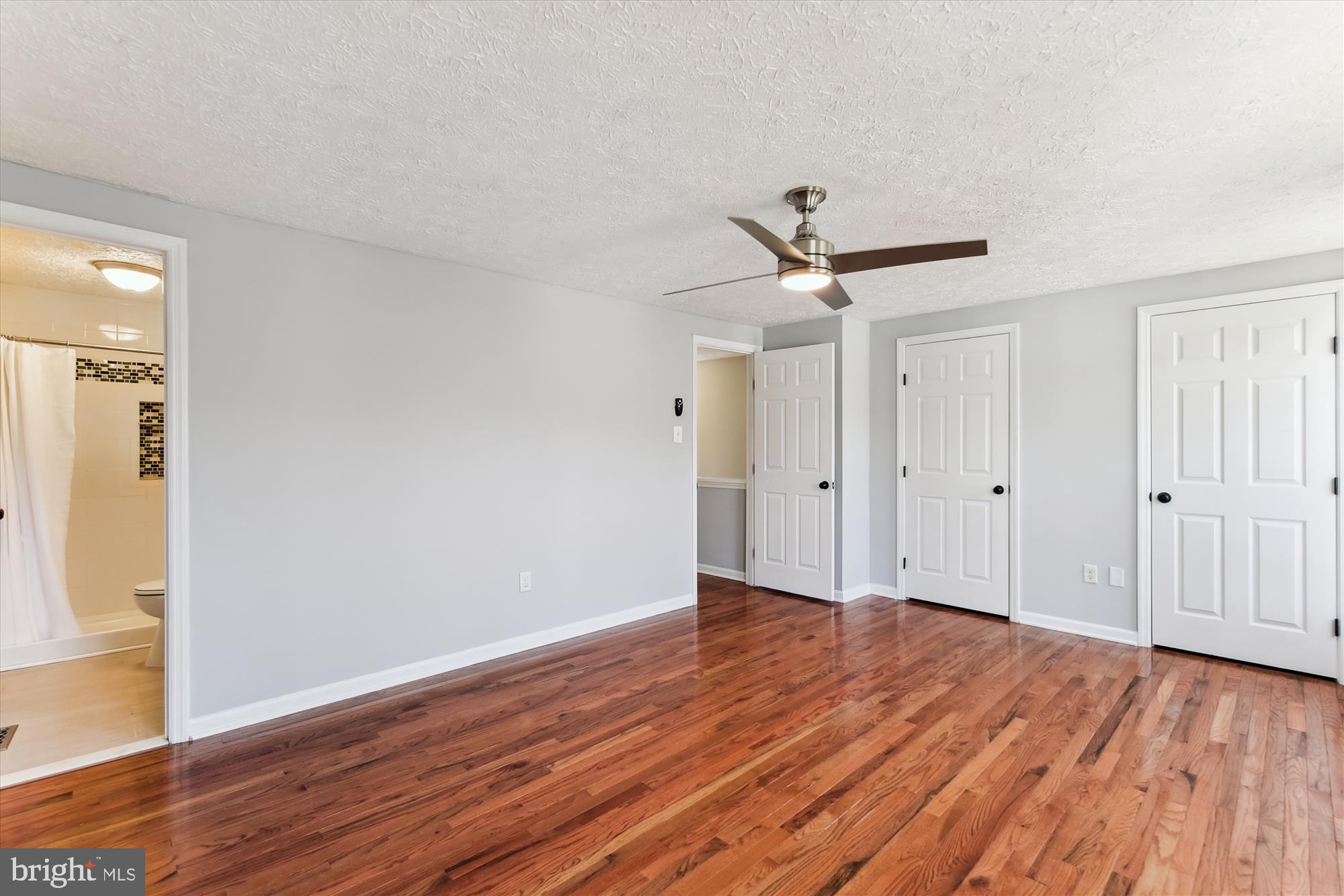 VILLAGE OF THOMAS RUN - Residential