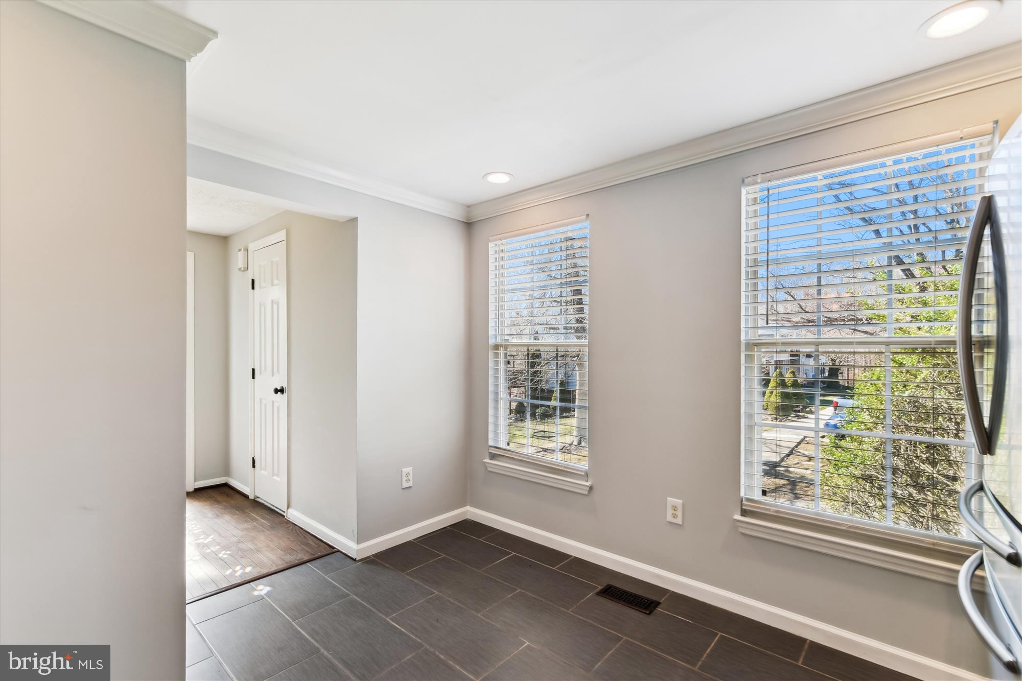 VILLAGE OF THOMAS RUN - Residential