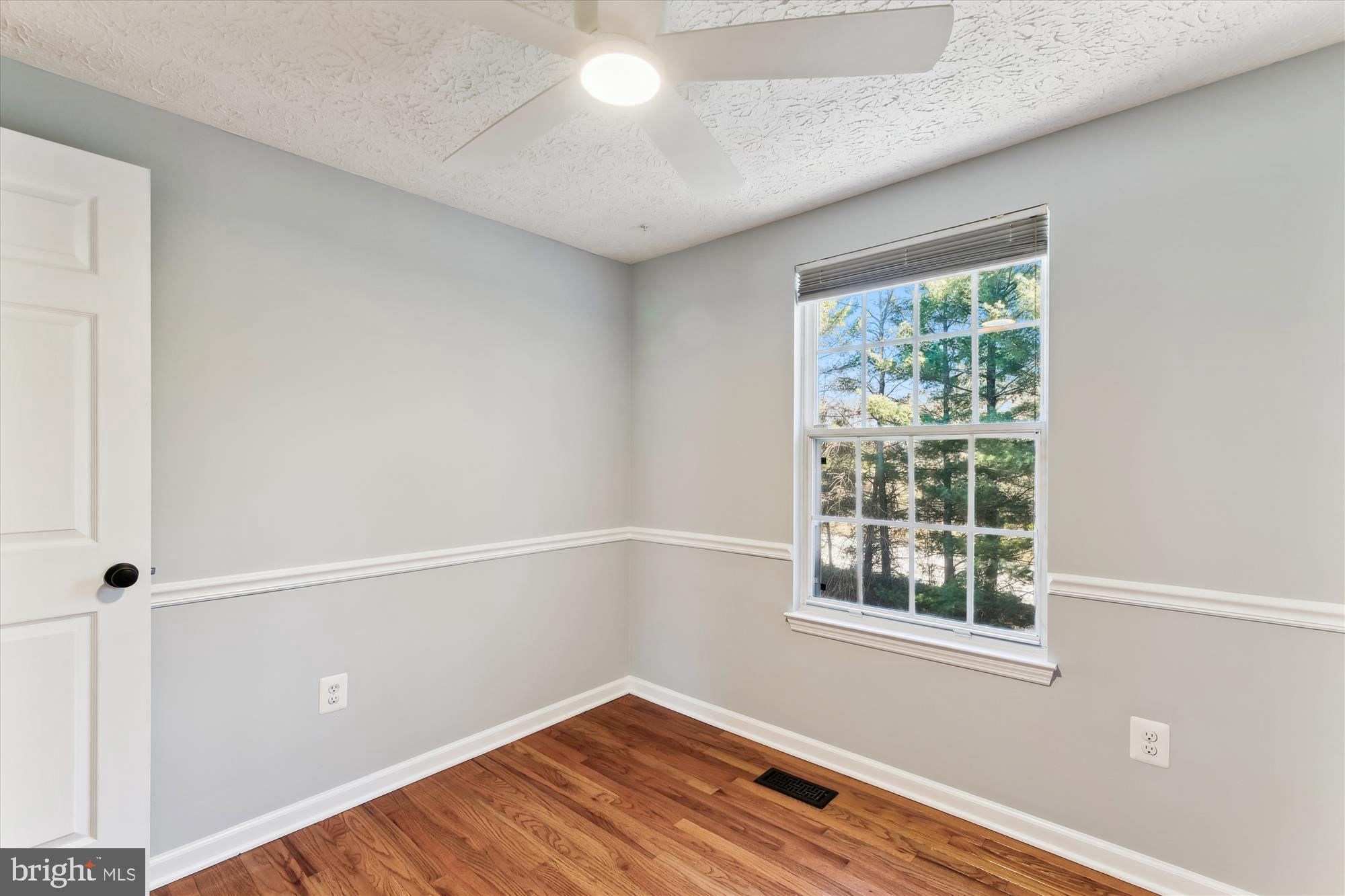 VILLAGE OF THOMAS RUN - Residential