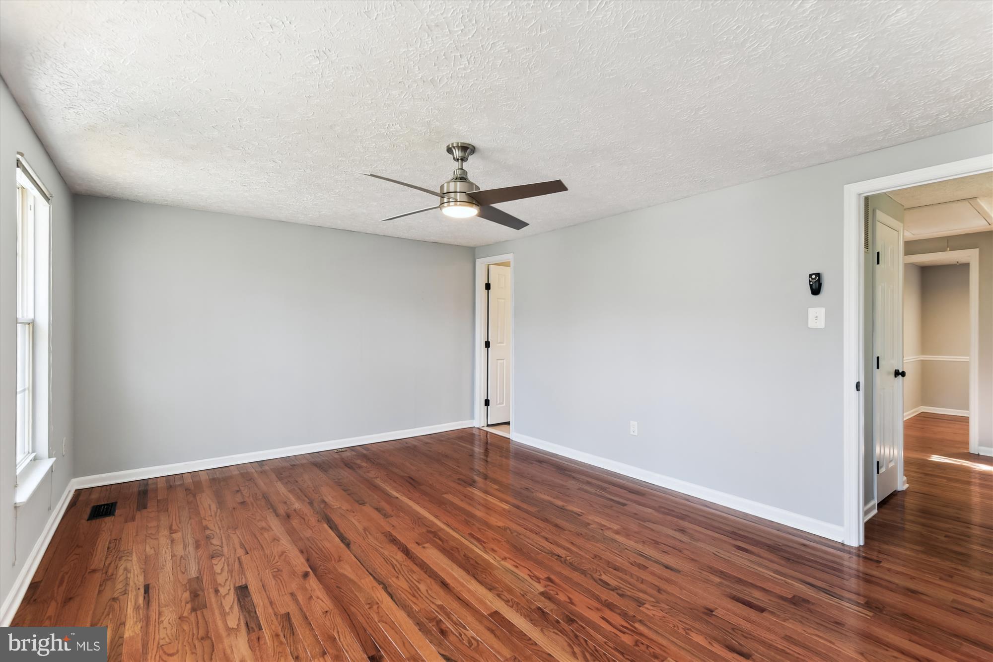 VILLAGE OF THOMAS RUN - Residential