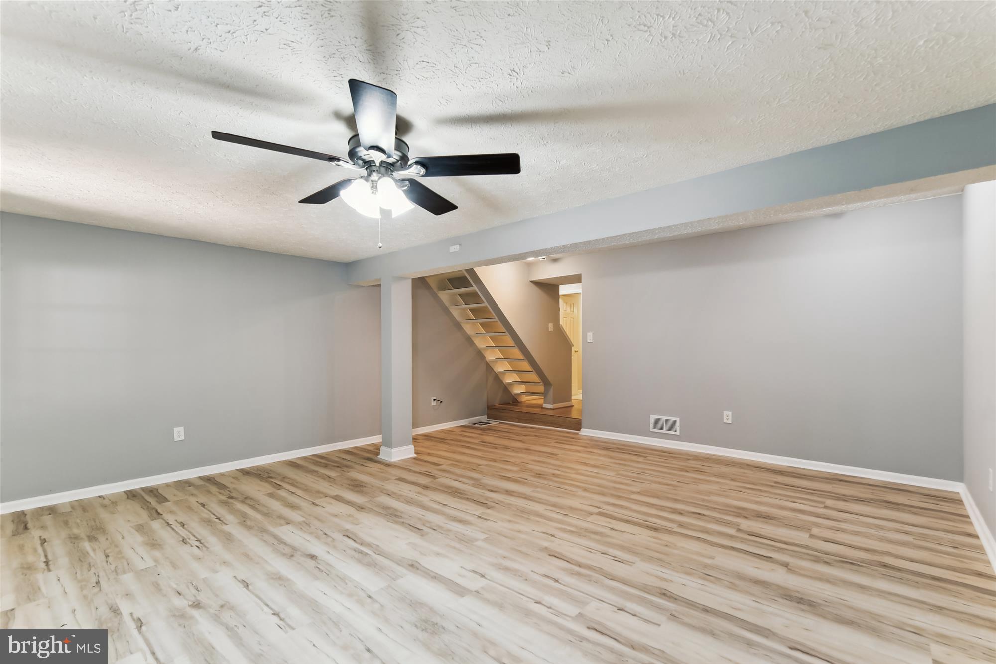 VILLAGE OF THOMAS RUN - Residential