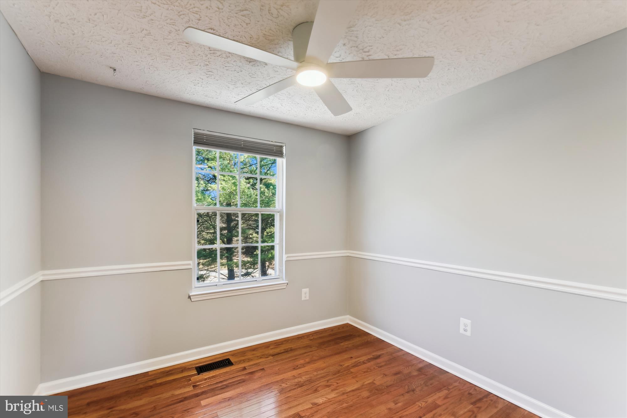 VILLAGE OF THOMAS RUN - Residential