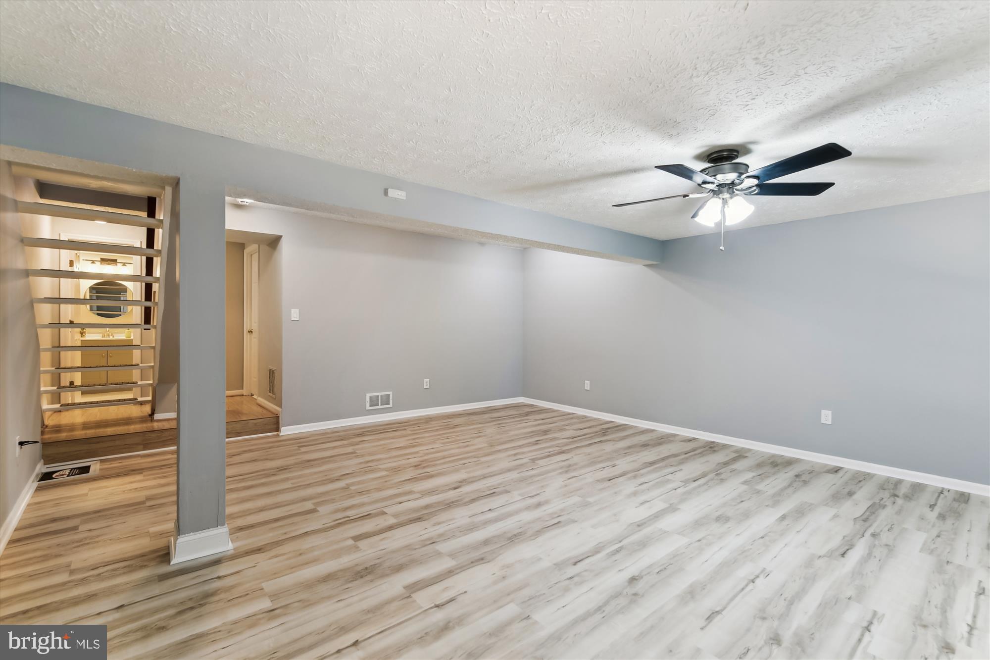 VILLAGE OF THOMAS RUN - Residential