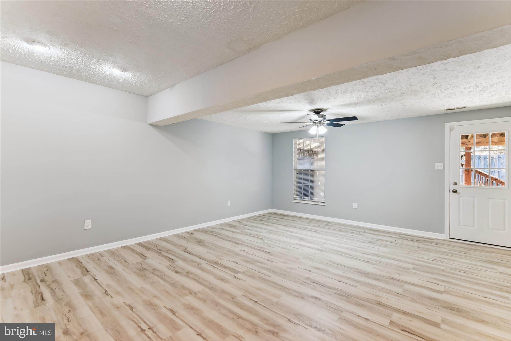 VILLAGE OF THOMAS RUN - Residential